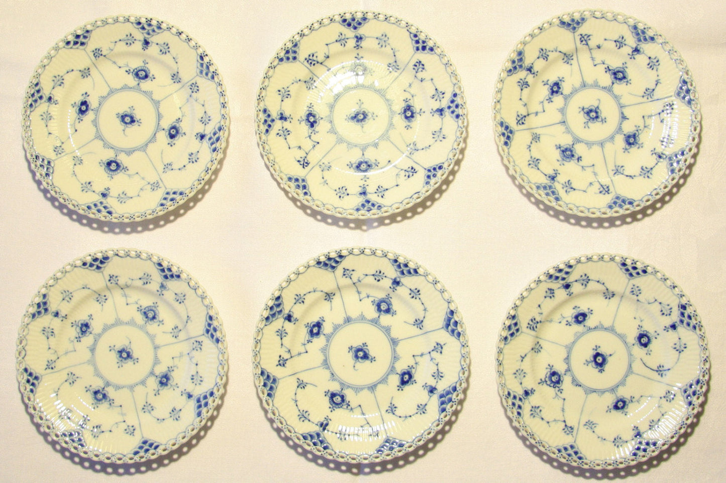 6 x Royal Copenhagen BLUE FLUTED FULL LACE Porcelain Dessert Plates #1088 Mollaris.com