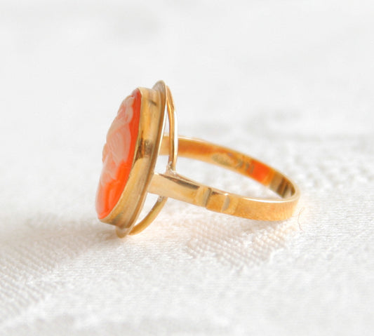 ANTIQUE Carved Shell Cameo 14K Solid Gold (585) Ring Mollaris.com