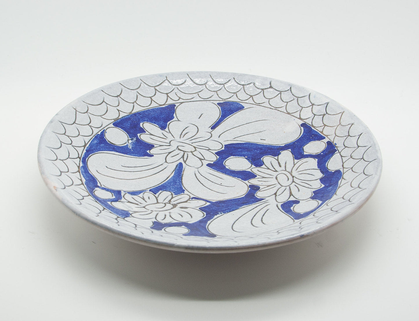 ARS ITALICA White Blue Flower Patterned Ceramic Dish Mollaris.com
