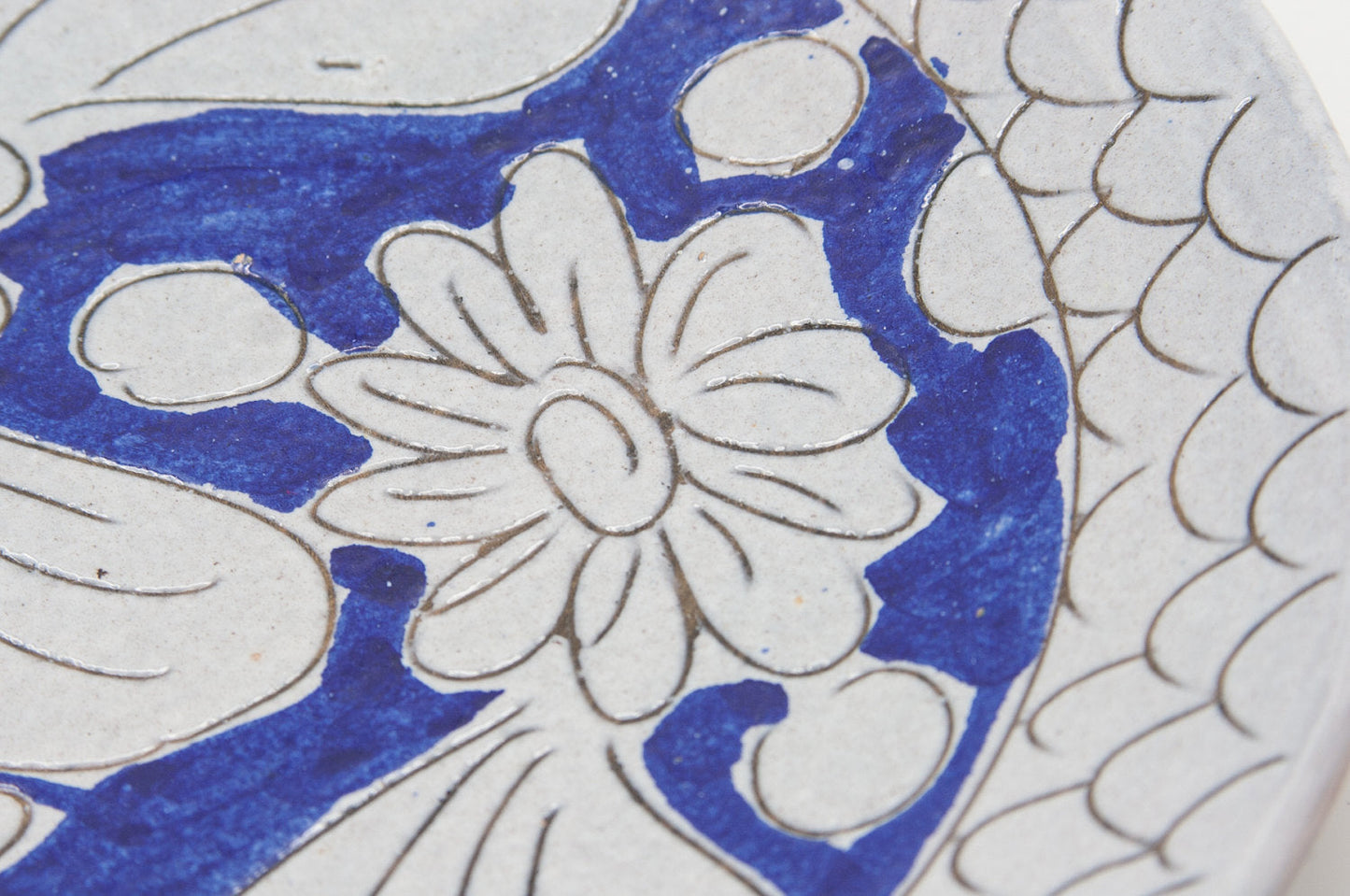 ARS ITALICA White Blue Flower Patterned Ceramic Dish Mollaris.com