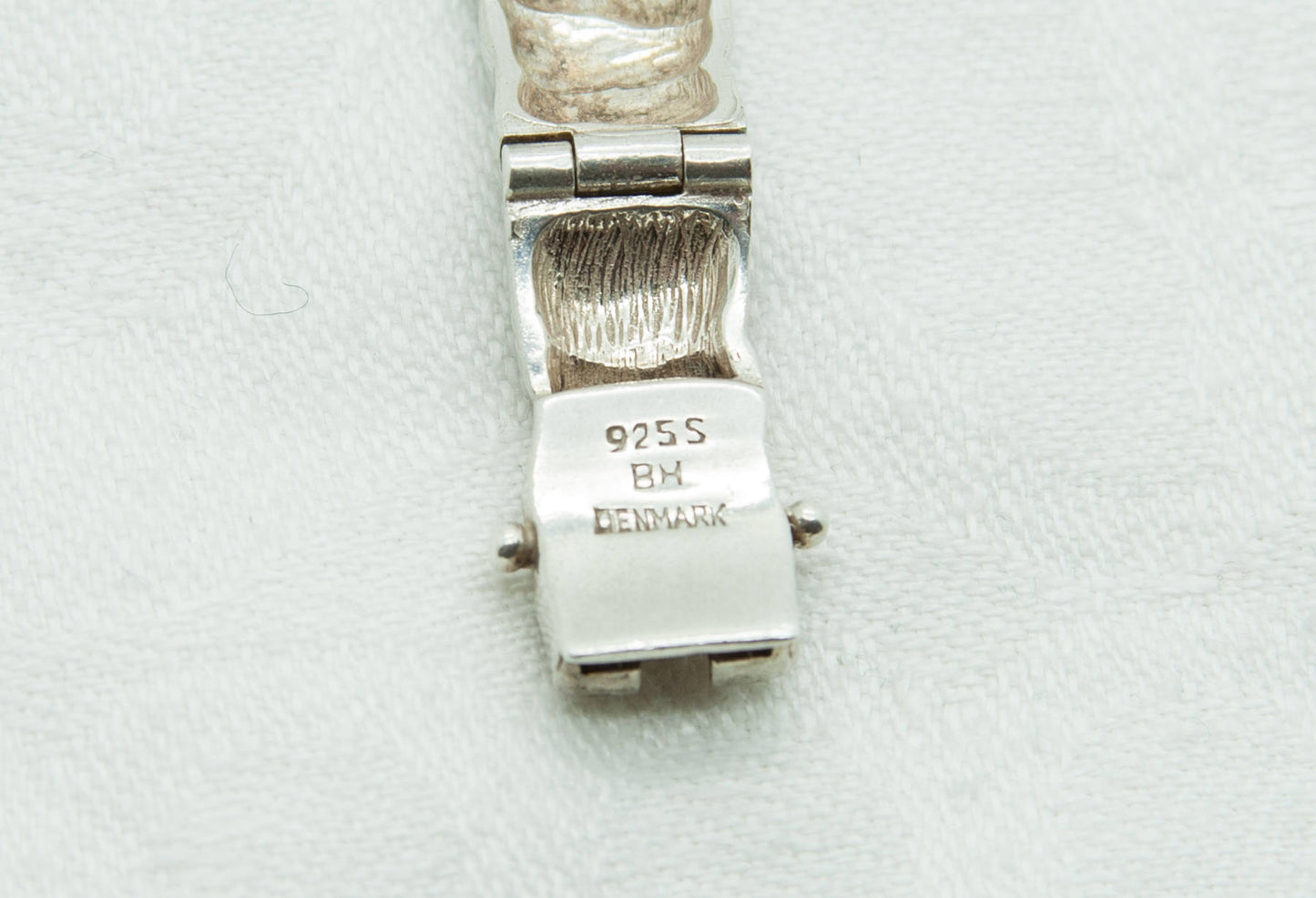 BERNHARD HERTZ Brutalist Heavy Link Solid Sterling Silver (925S) Bracelet Mollaris.com