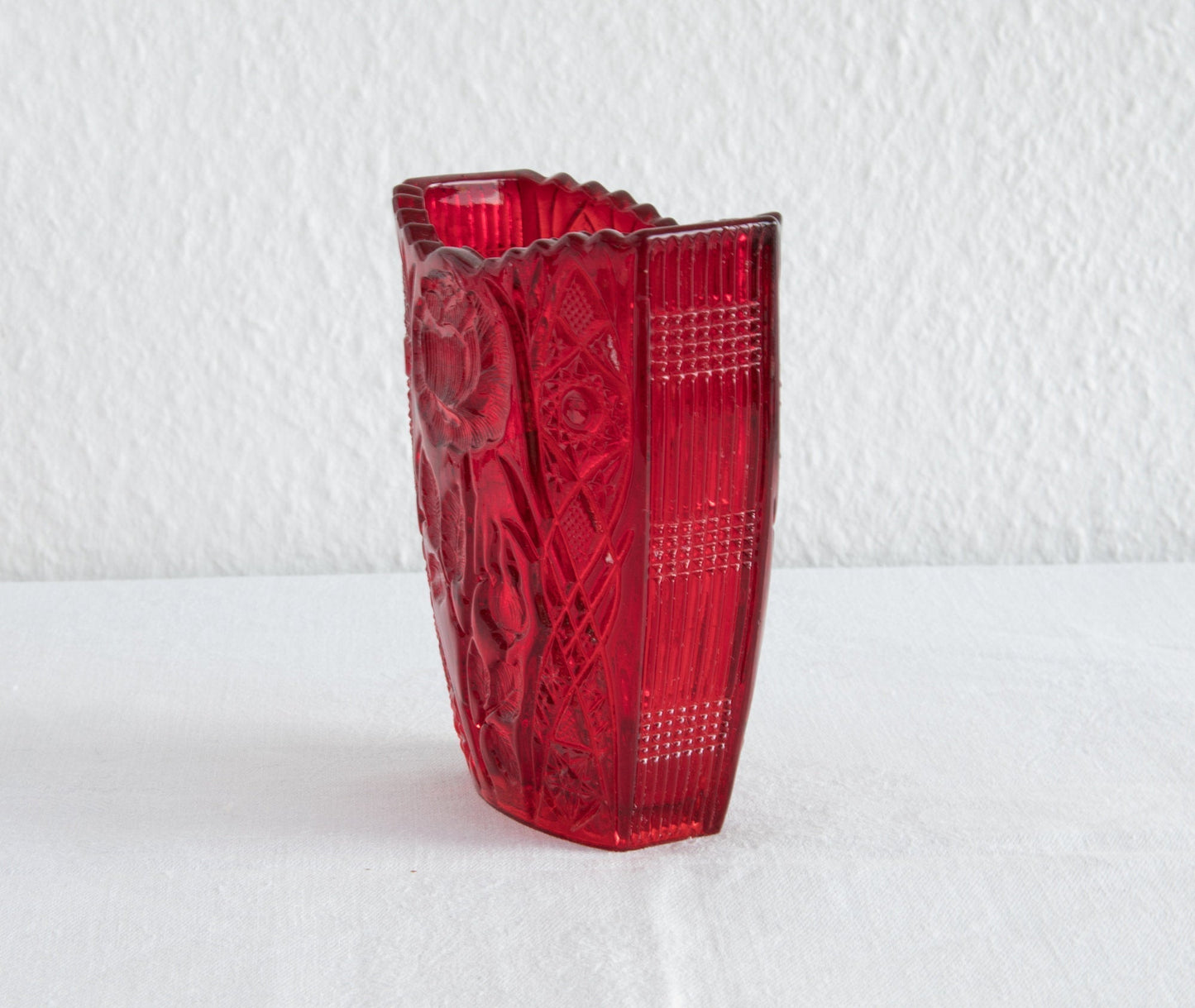 BROCKWITZ Rose Garden Ruby Red Glass Letter Vase Mollaris.com