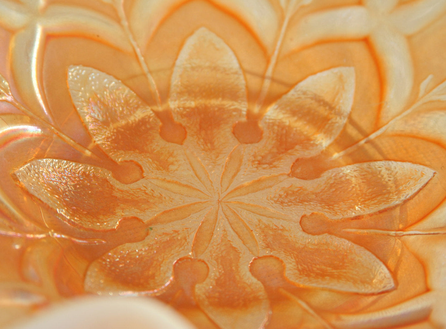 DUGAN Carnival Glass Peach Opal WISHBONE & SPADES Bowl Mollaris.com