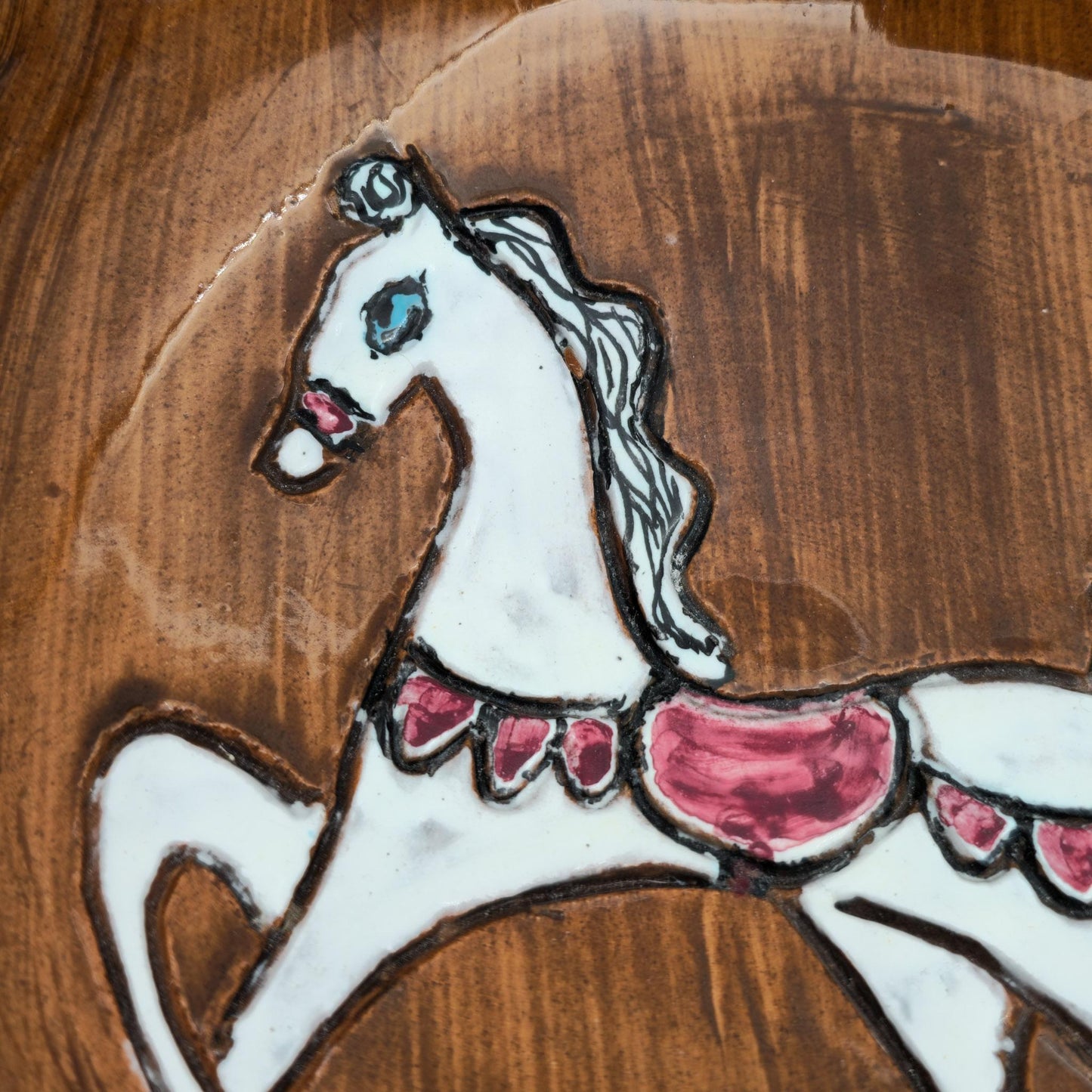 FRATELLI FANCIULLACCI Horse Sgrafitto Decorated Ruffled Rim Ceramic Bowl Mollaris.com