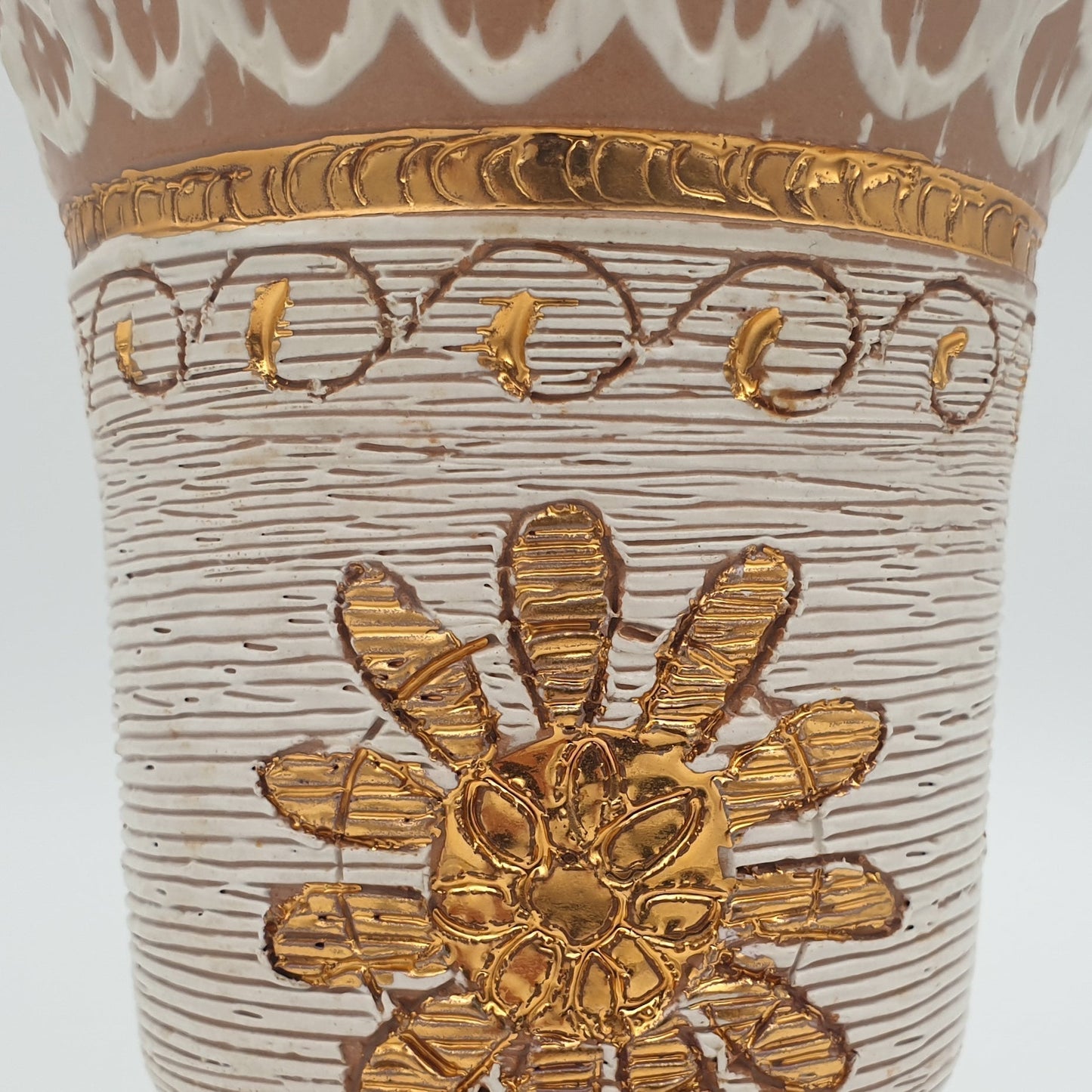 FRATELLI FANCIULLACCI White Gold Black Glaze Sgrafitto Decorated Ceramic Vase Mollaris.com