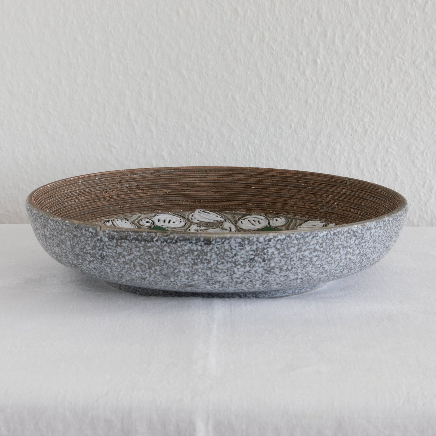 FRATELLI FANCIULLACCI White Green Sgrafitto Decorated Ceramic Bowl Mollaris.com