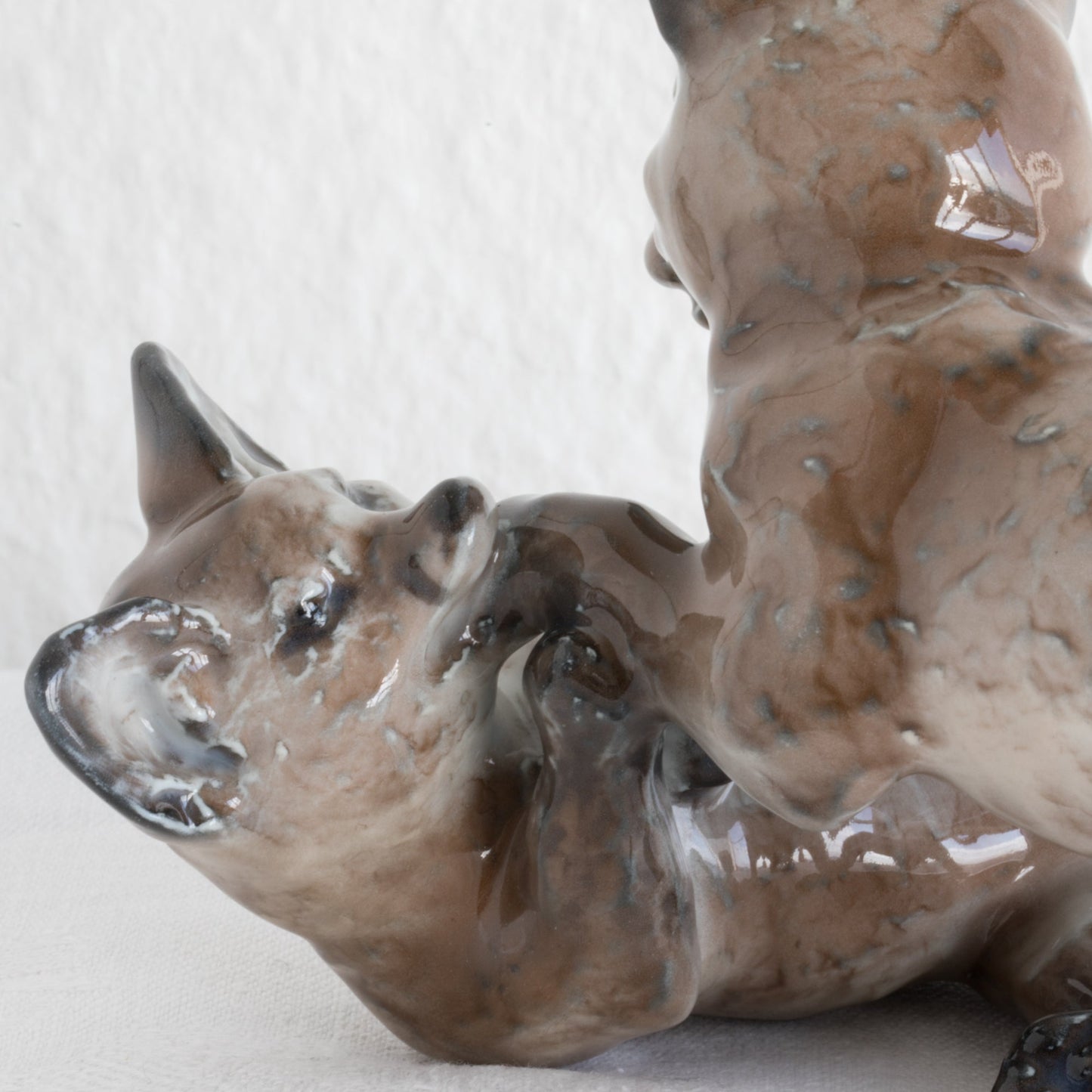 FRITZ HEIDENREICH Rosenthal Decorated Porcelain Playing Fox Kits Figurine Mollaris.com