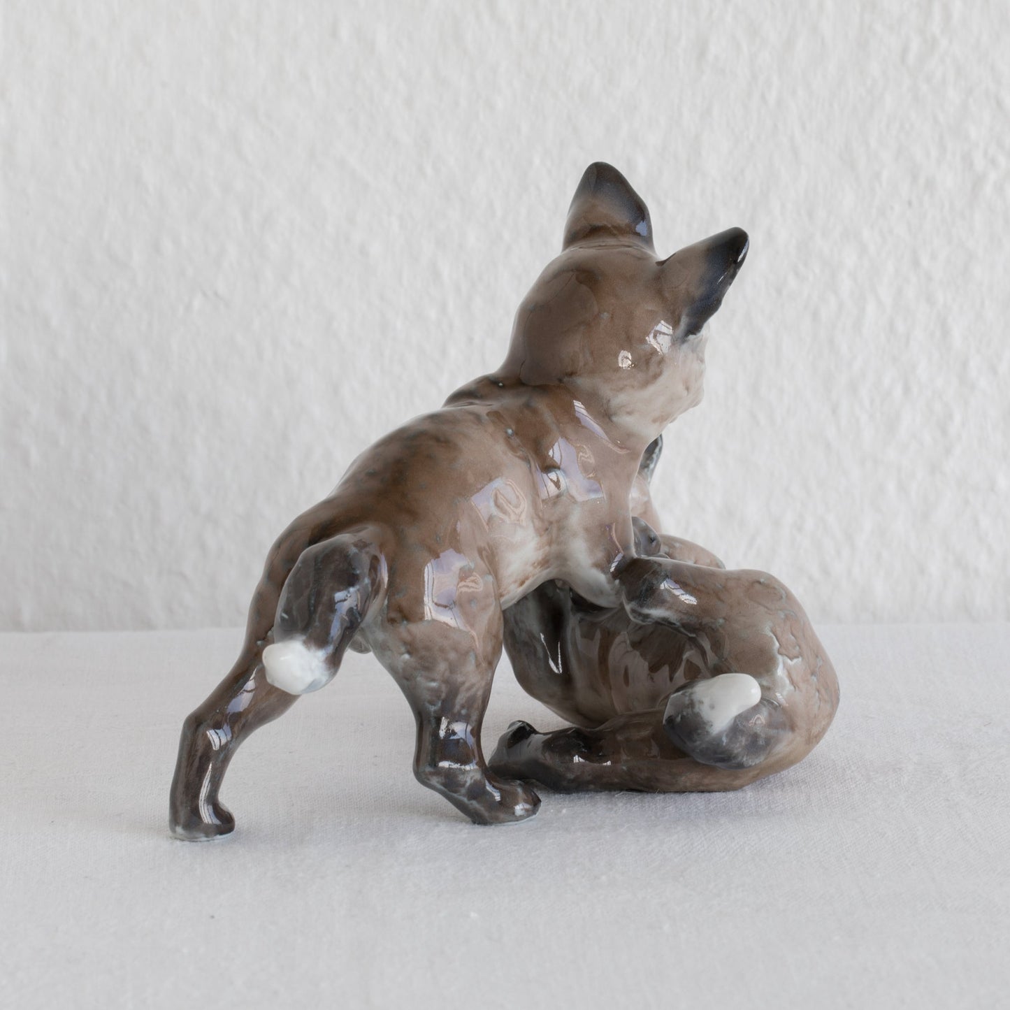 FRITZ HEIDENREICH Rosenthal Decorated Porcelain Playing Fox Kits Figurine Mollaris.com
