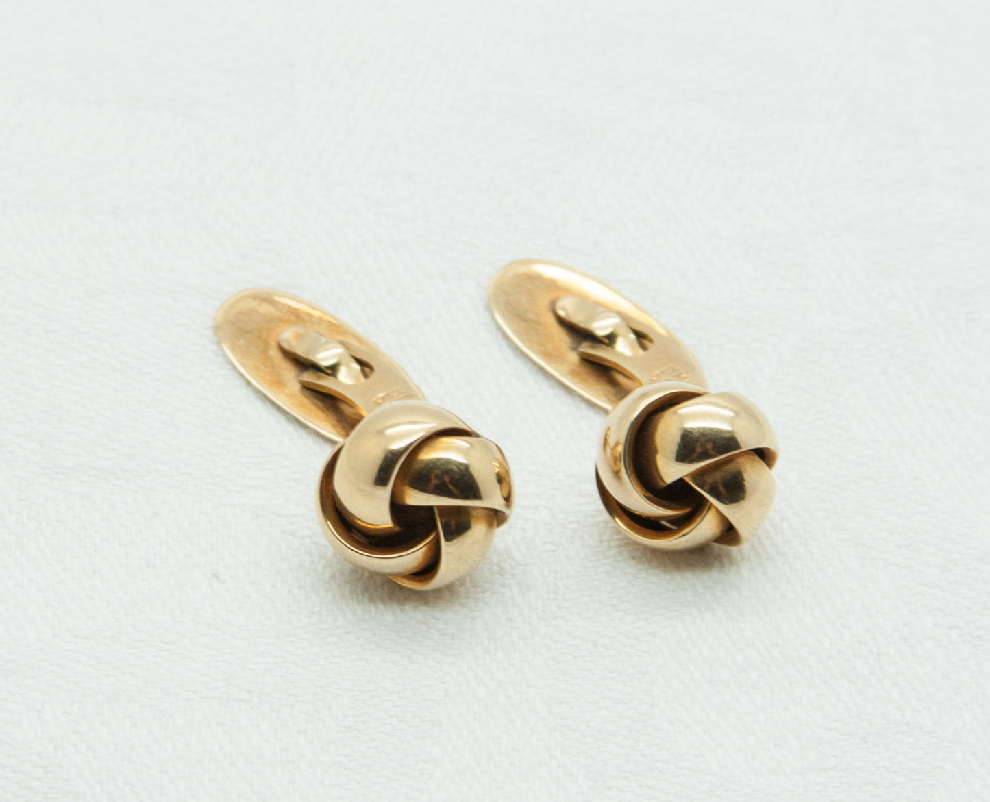 HENRIK MUNCK HANSEN Classic Woven Knot 14K Solid Gold (585) Cufflinks Mollaris.com