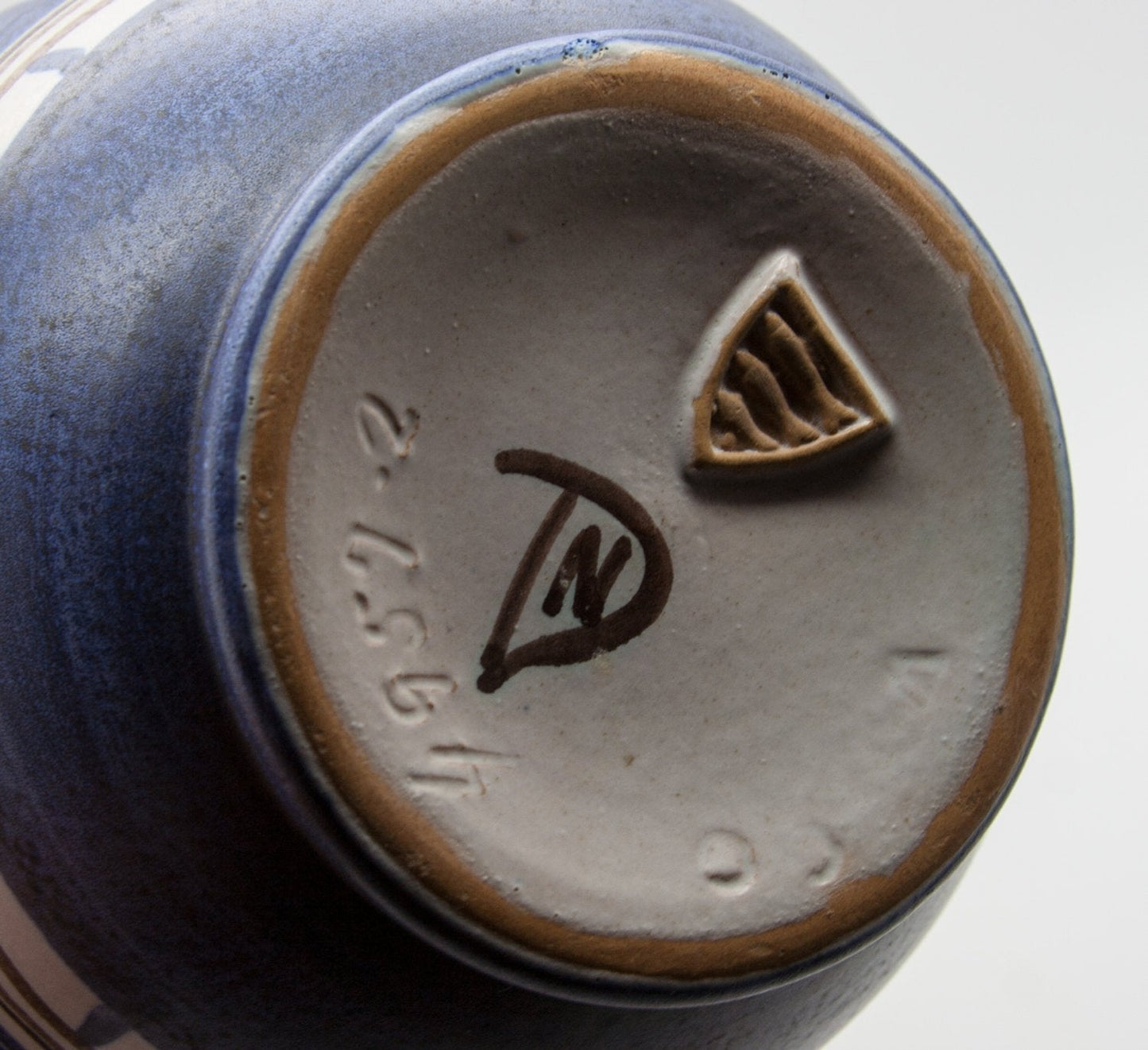 MICHAEL ANDERSEN Large Abstract Decorated Ceramic Vase Mollaris.com