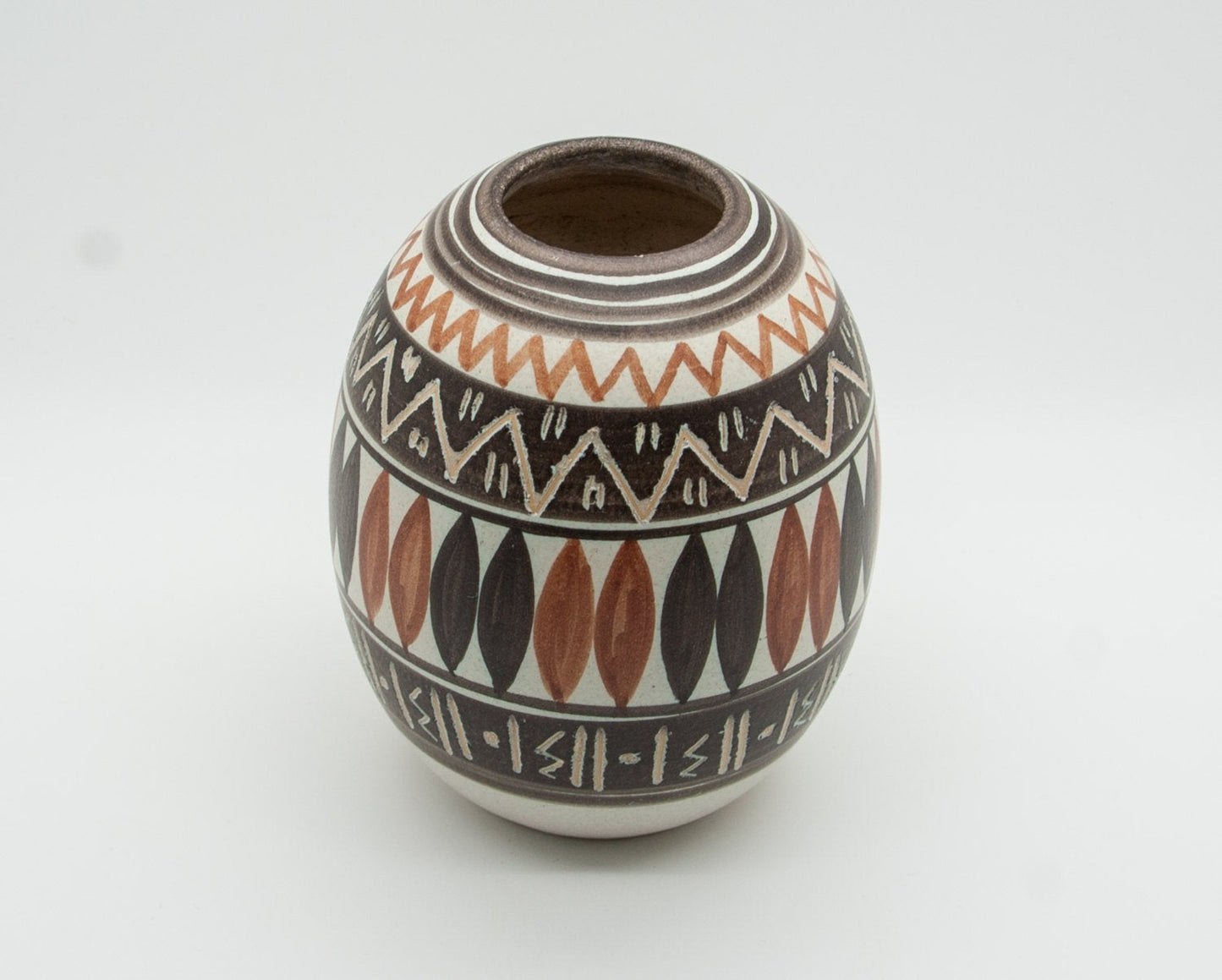 MICHAEL ANDERSEN Sgrafitto Abstract Patterned Stoneware Vase Mollaris.com