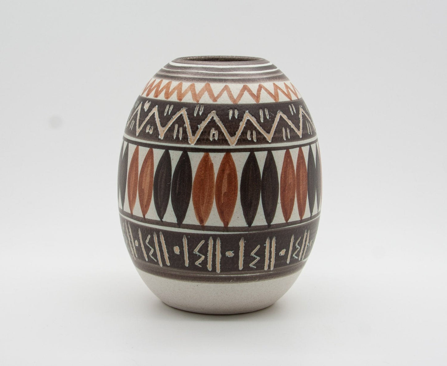 MICHAEL ANDERSEN Sgrafitto Abstract Patterned Stoneware Vase Mollaris.com