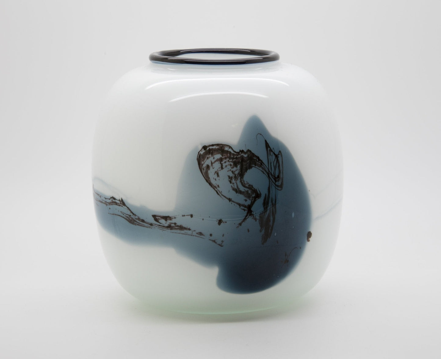 MICHAEL BANG Holmegaard ATLANTIS Studio Glass Ball Vase Mollaris.com