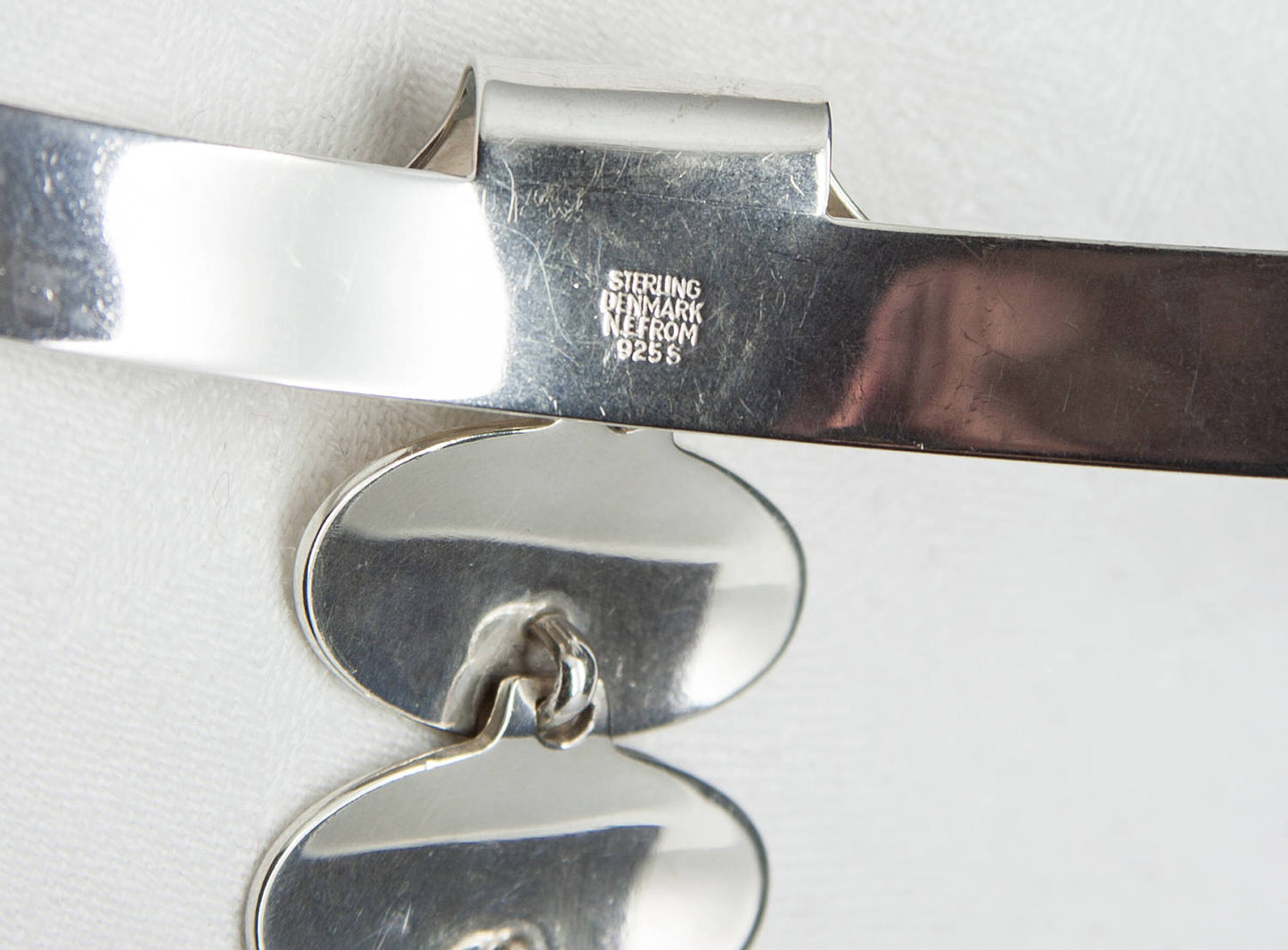 NIELS ERIK FROM Modernist Cabochon Solid Sterling Silver Necktie Choker Collar (925S) Mollaris.com