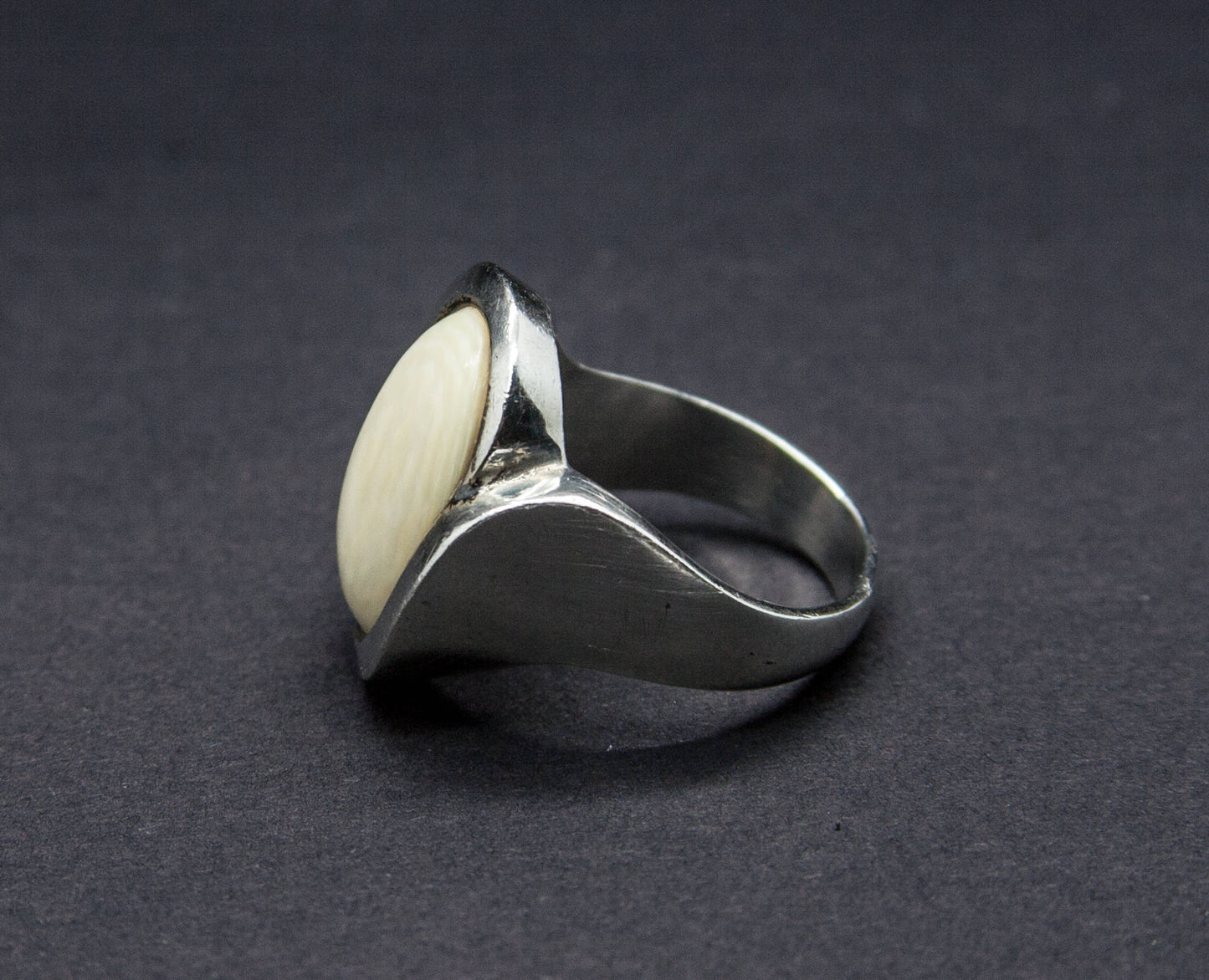 NIELS ERIK FROM Modernist Faux Ivory Cabochon Solid Sterling Silver Ring (925S) Mollaris.com