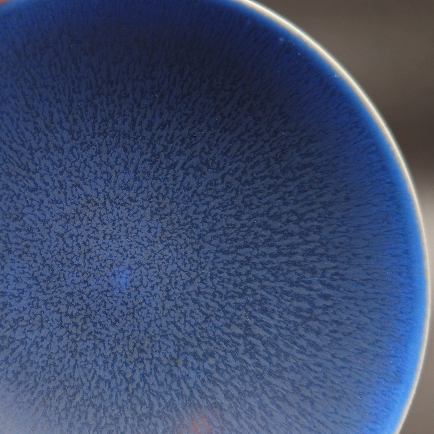 PER LINNEMANN SCHMIDT PALSHUS DARK BLUE HAREFUR GLAZED MINIATURE STONEWARE TRAY | 20TH CENTURY Mollaris.com