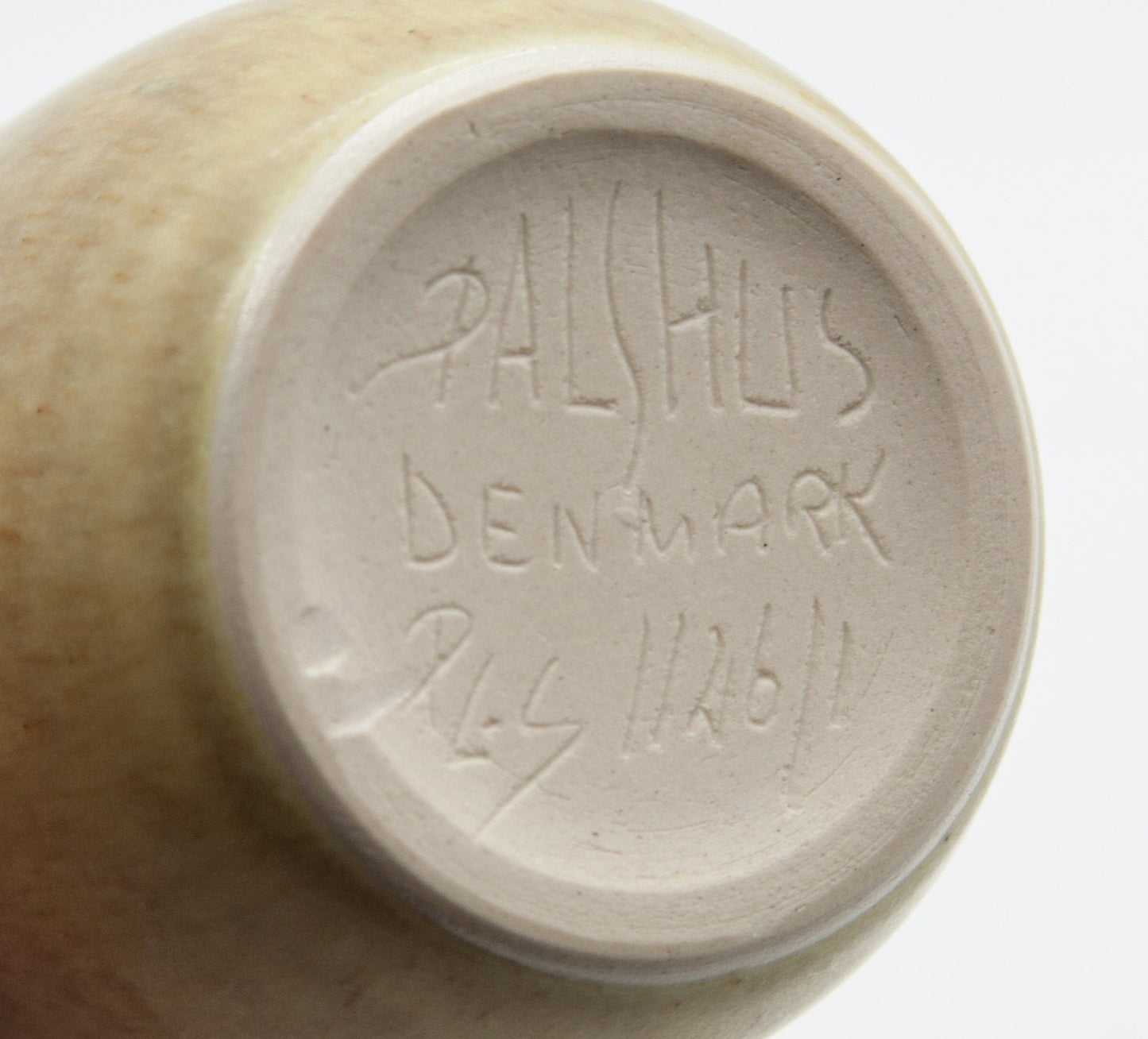 PER LINNEMANN SCHMIDT Palshus Caramel Brown Harefur Glazed Stoneware Vase Mollaris.com