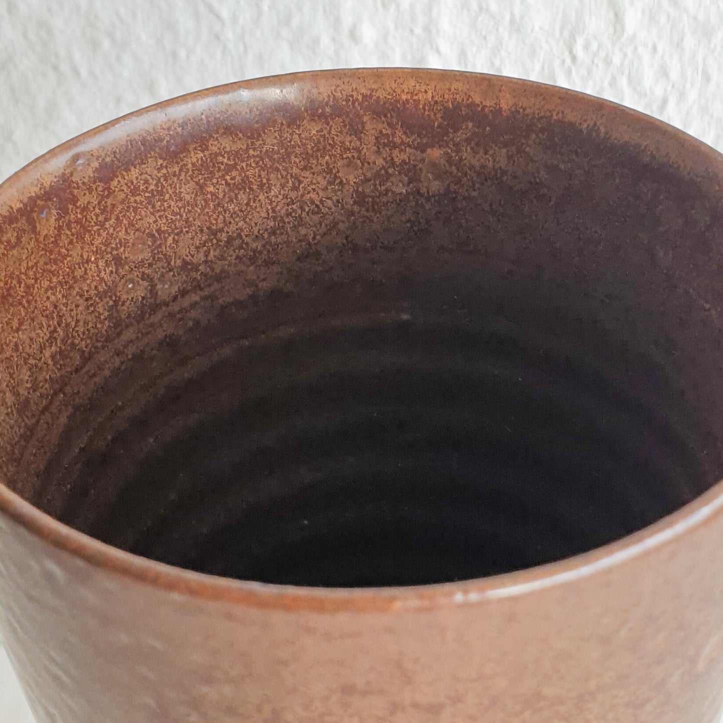 PER LINNEMANN SCHMIDT Palshus Dark Brown Sugar Glazed Stoneware Vase Mollaris.com