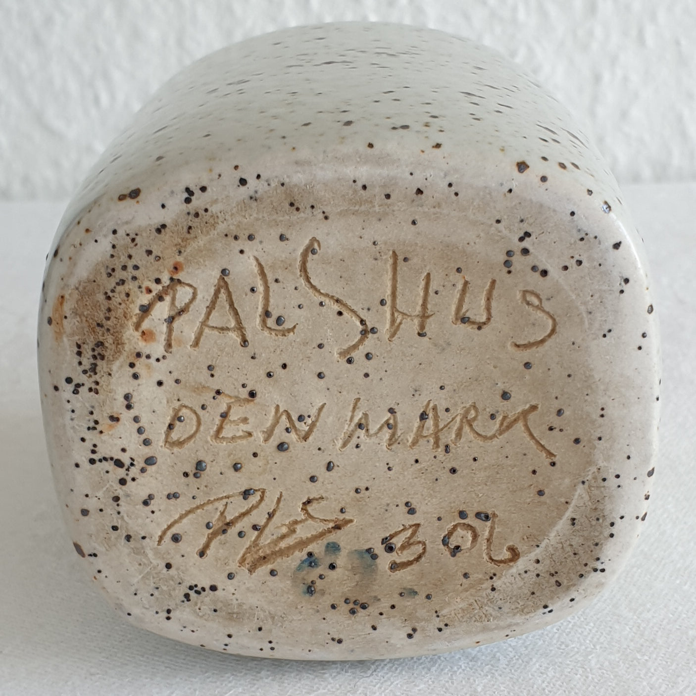 PER LINNEMANN SCHMIDT Palshus White Black Speckled Glazed Stoneware Vase Mollaris.com