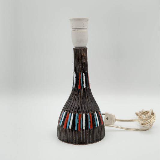 FRATELLI FANCIULLACCI COLORFUL GEOMETRIC SGRAFFITO CERAMIC TABLE LAMP | MID 20TH CENTURY