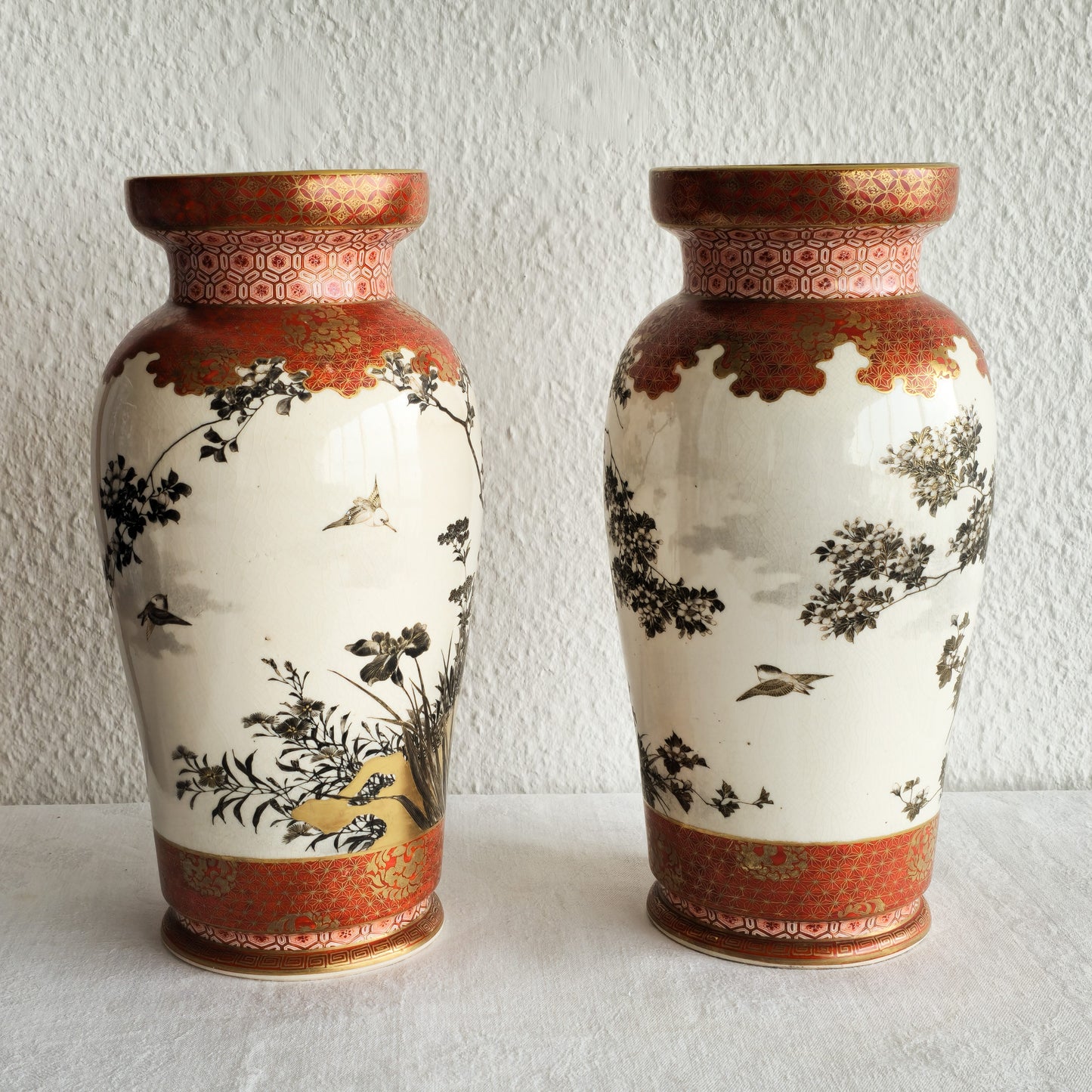 A PAIR OF JAPANESE KUTANI WARE VASES | MEIJI PERIOD, LATE 19TH CENTURY