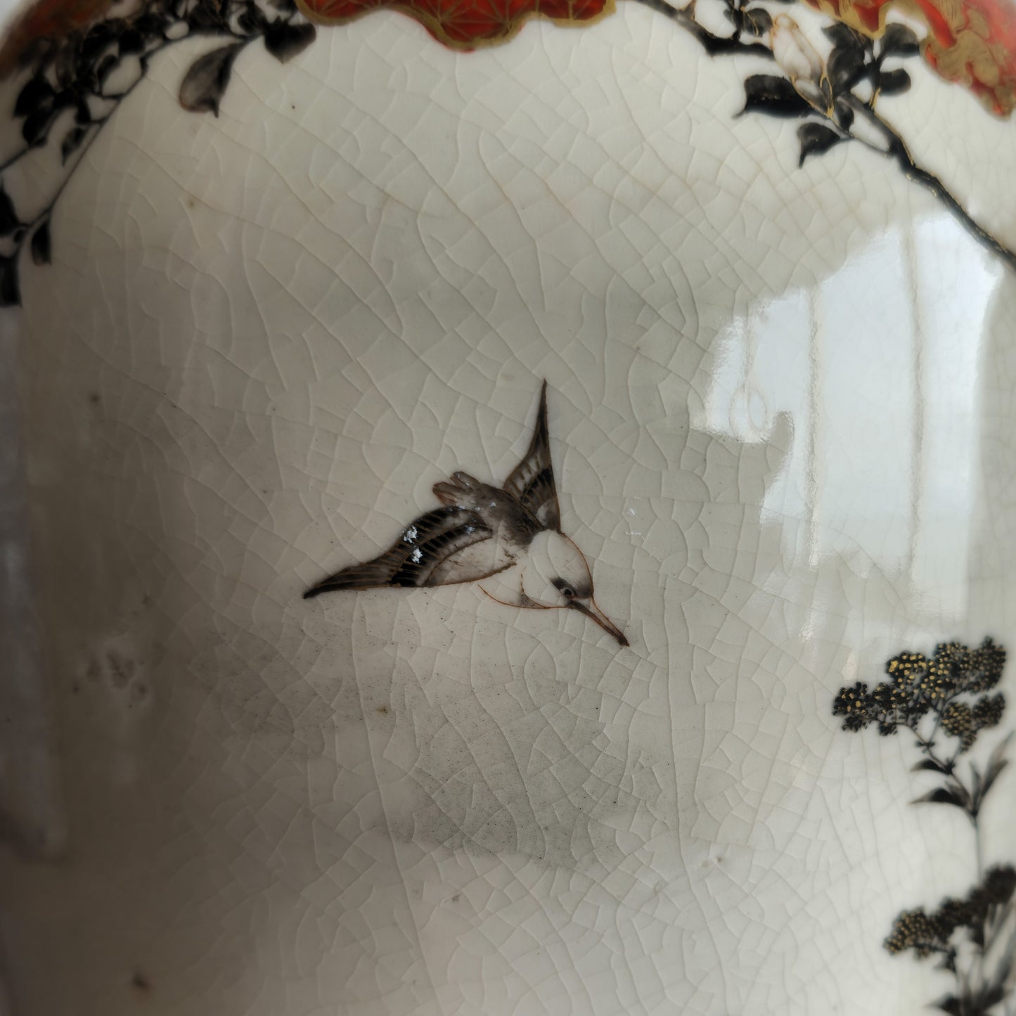 A PAIR OF JAPANESE KUTANI WARE VASES | MEIJI PERIOD, LATE 19TH CENTURY
