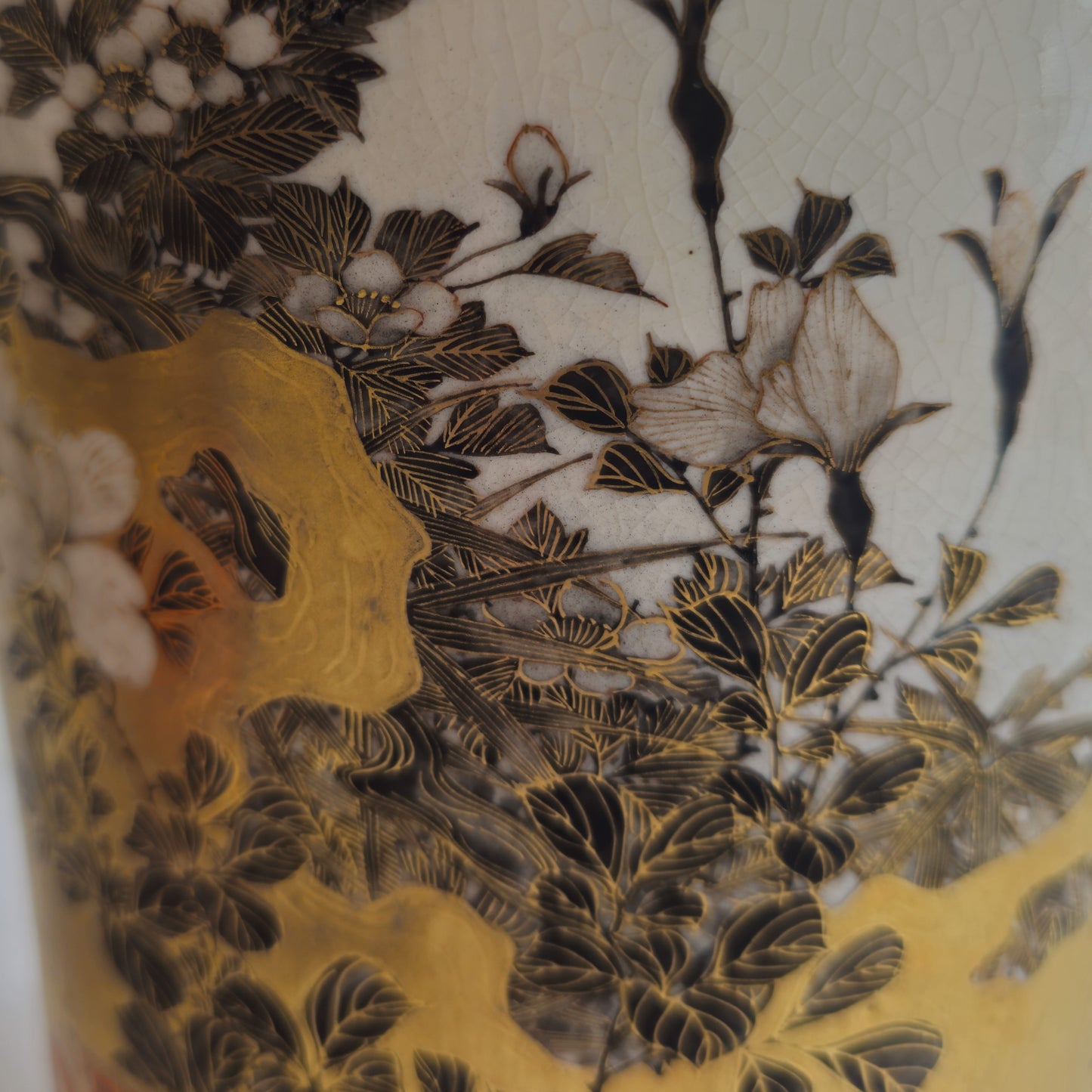 A PAIR OF JAPANESE KUTANI WARE VASES | MEIJI PERIOD, LATE 19TH CENTURY
