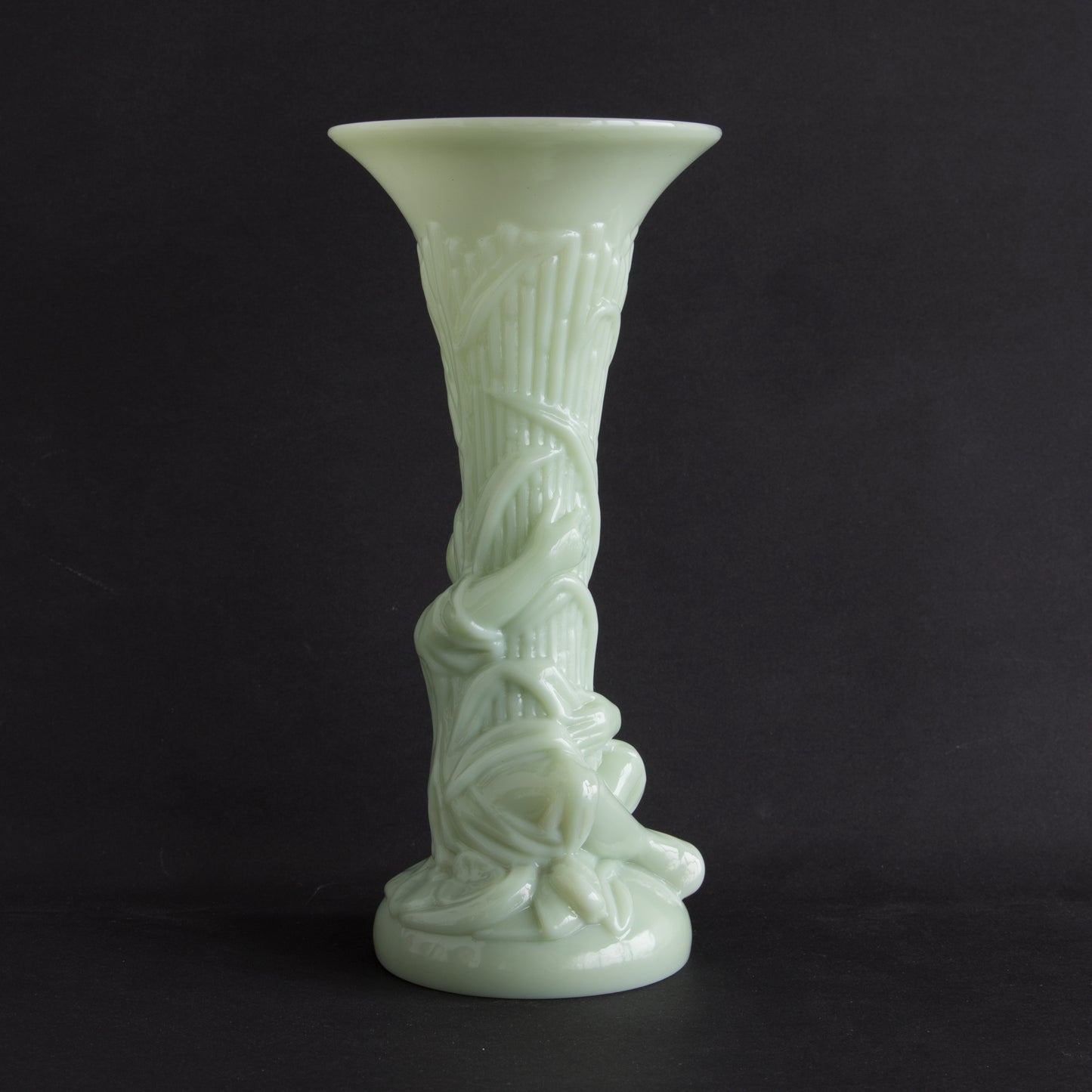 PORTIEUX 'CHINOIS' GREEN OPALINE GLASS VASE | 19TH/20TH CENTURY