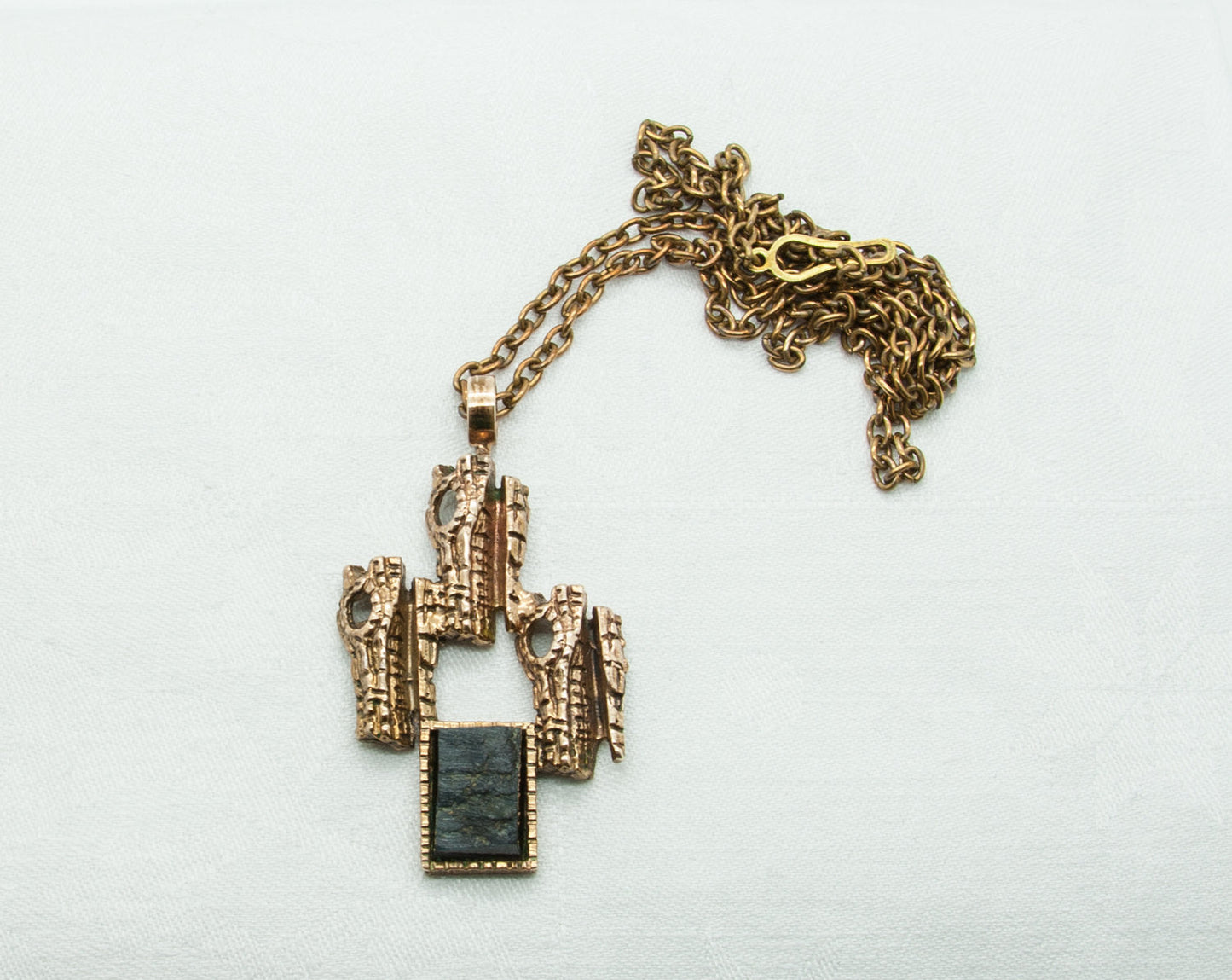 REINO SAASTAMOINEN Brutalist Bronze Unpolished Onyx Pendant Necklace Mollaris.com