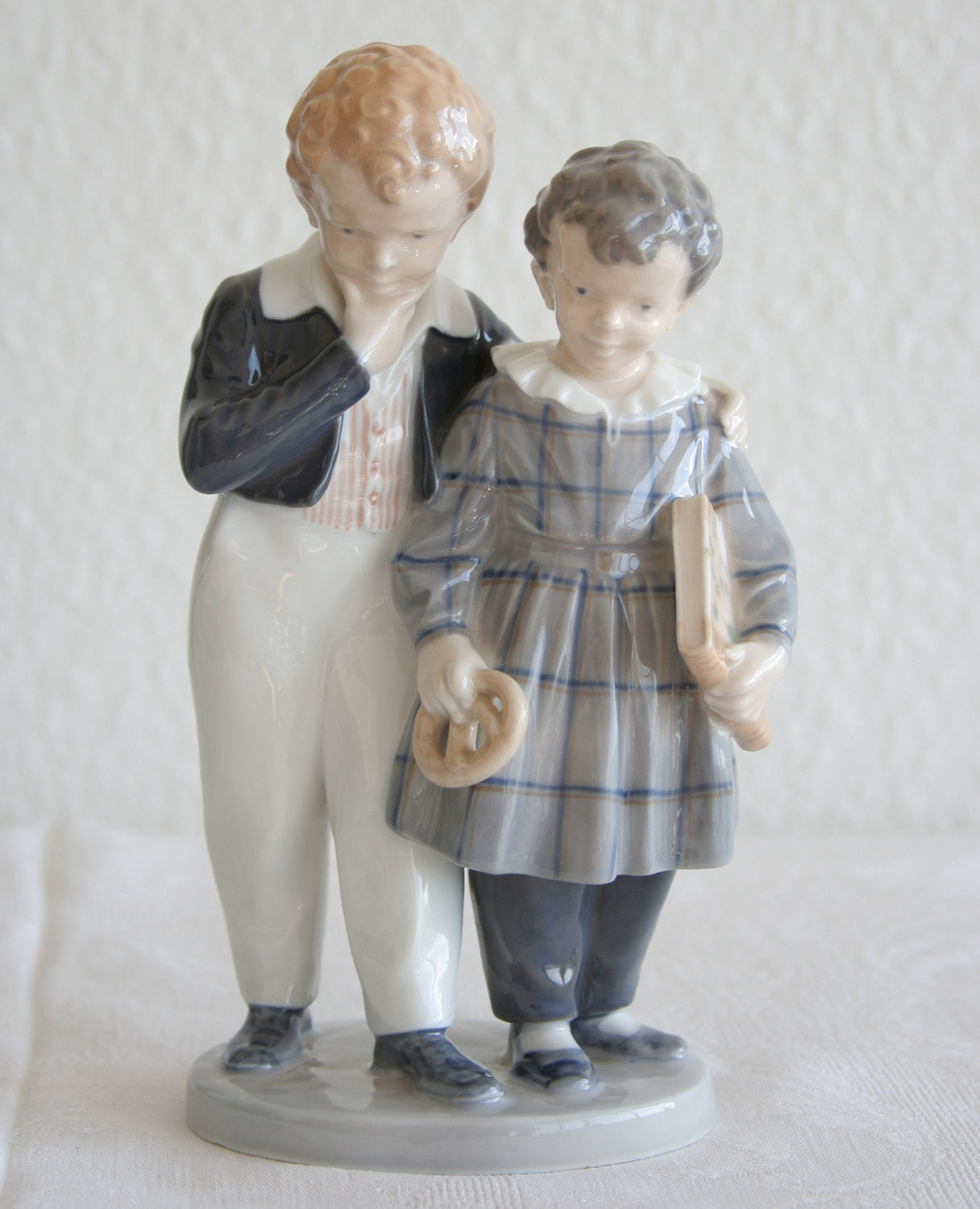 Royal Copenhagen CHRISTIAN WINTHER Decorated Porcelain FLIGHT TO AMERICA Figurine # 1761 Mollaris.com