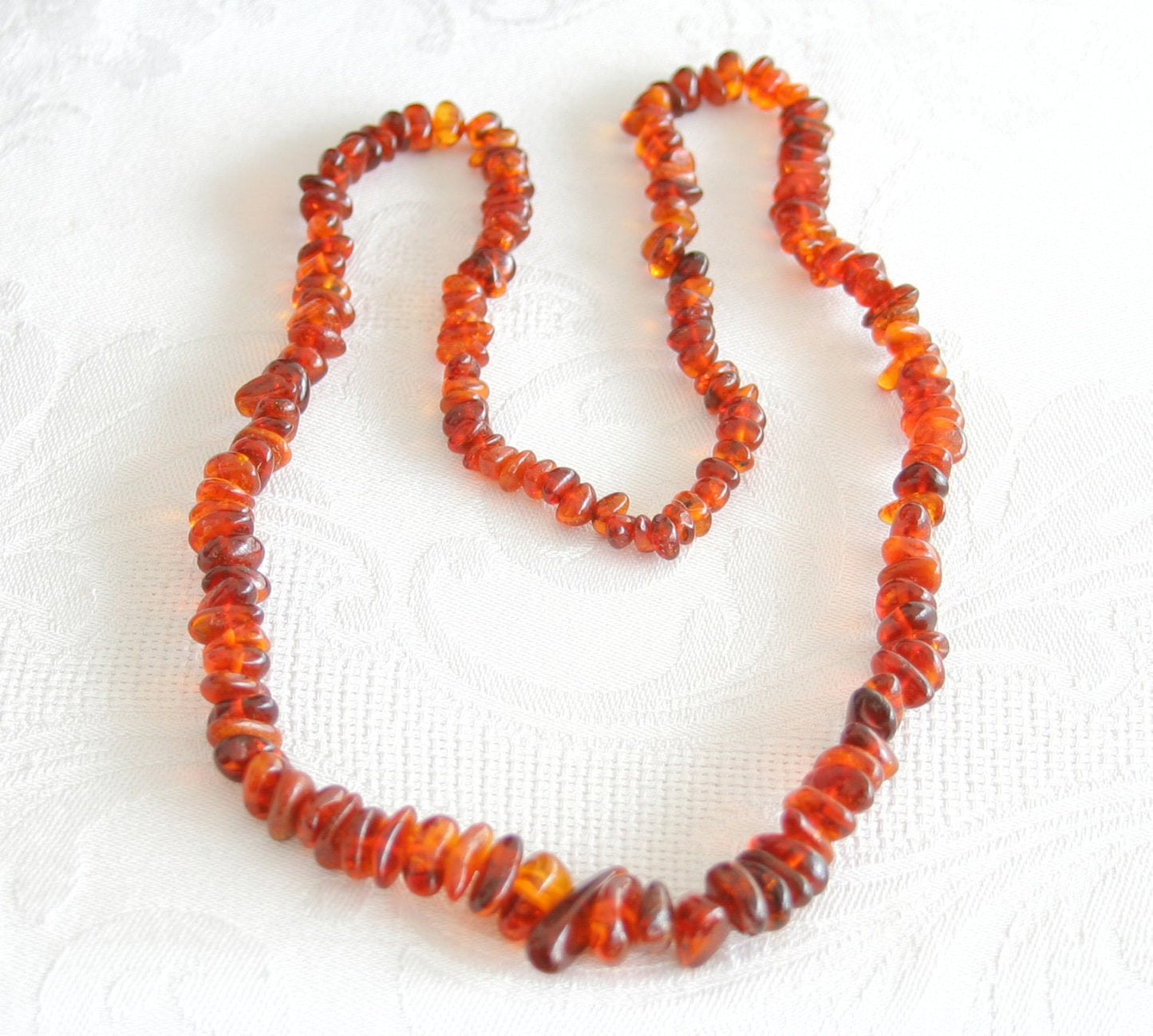 VINTAGE BALTIC AMBER Necklace Red brown Cognac 26 gr Mollaris.com