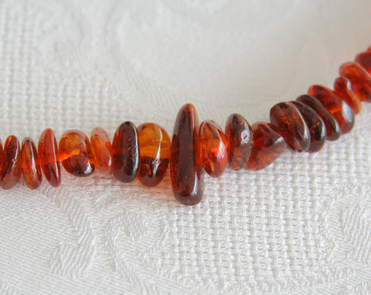 VINTAGE BALTIC AMBER Necklace Red brown Cognac 26 gr Mollaris.com