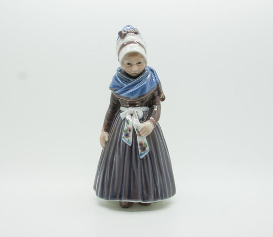 DAHL JENSEN Decorated Porcelain Little Girl from Fanø Figurine # 1165 Mollaris.com