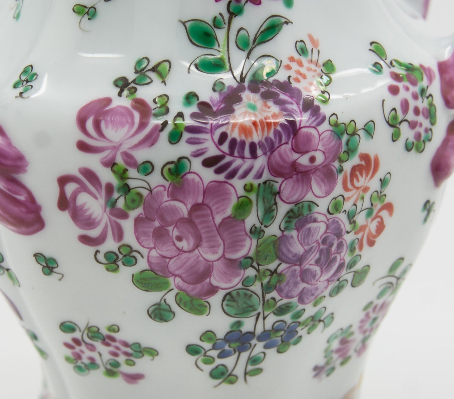 Edmé SAMSON "Famille Rose" Armorial Porcelain Vase Mollaris.com