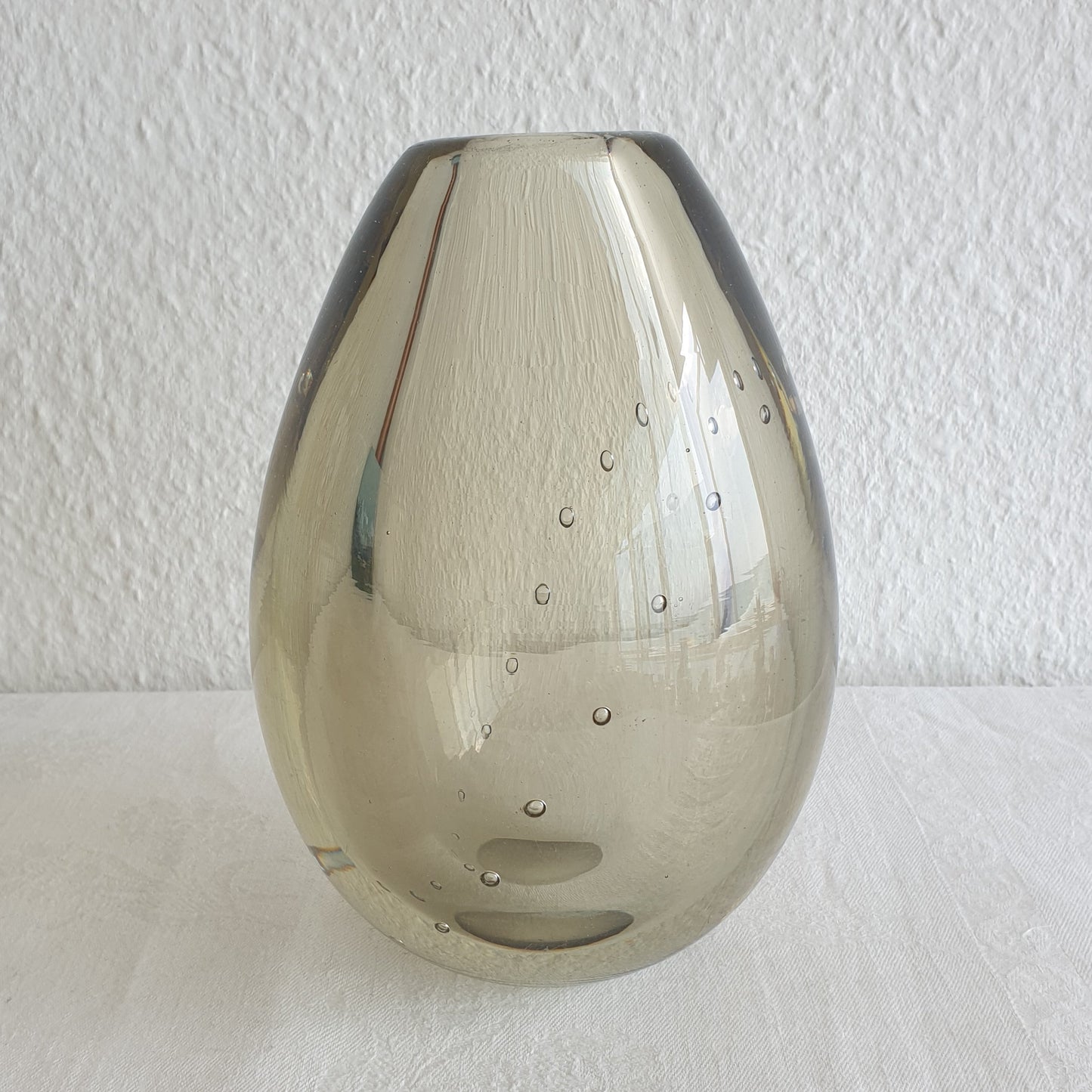 GUNNEL NYMAN Nuutajärvi Notsjö STRING OF PEARLS Bubble Glass Vase Mollaris.com