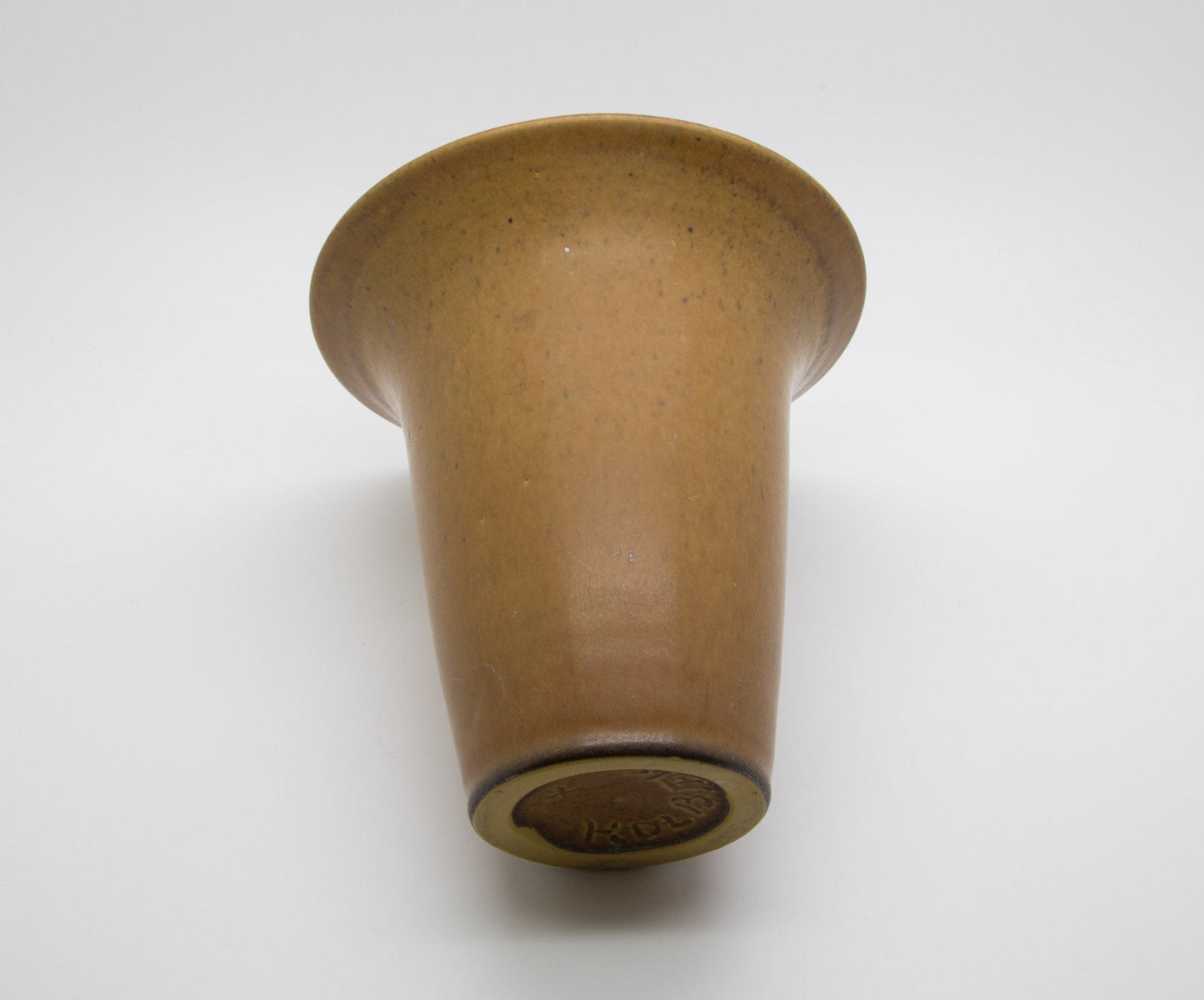 HOLBÆK LERVAREFABRIK Mustard Yellow Stoneware Vase Mollaris.com