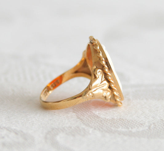 HUGO GRÜN Antique Carved Shell Cameo 14K Solid Gold (585) Ring Mollaris.com