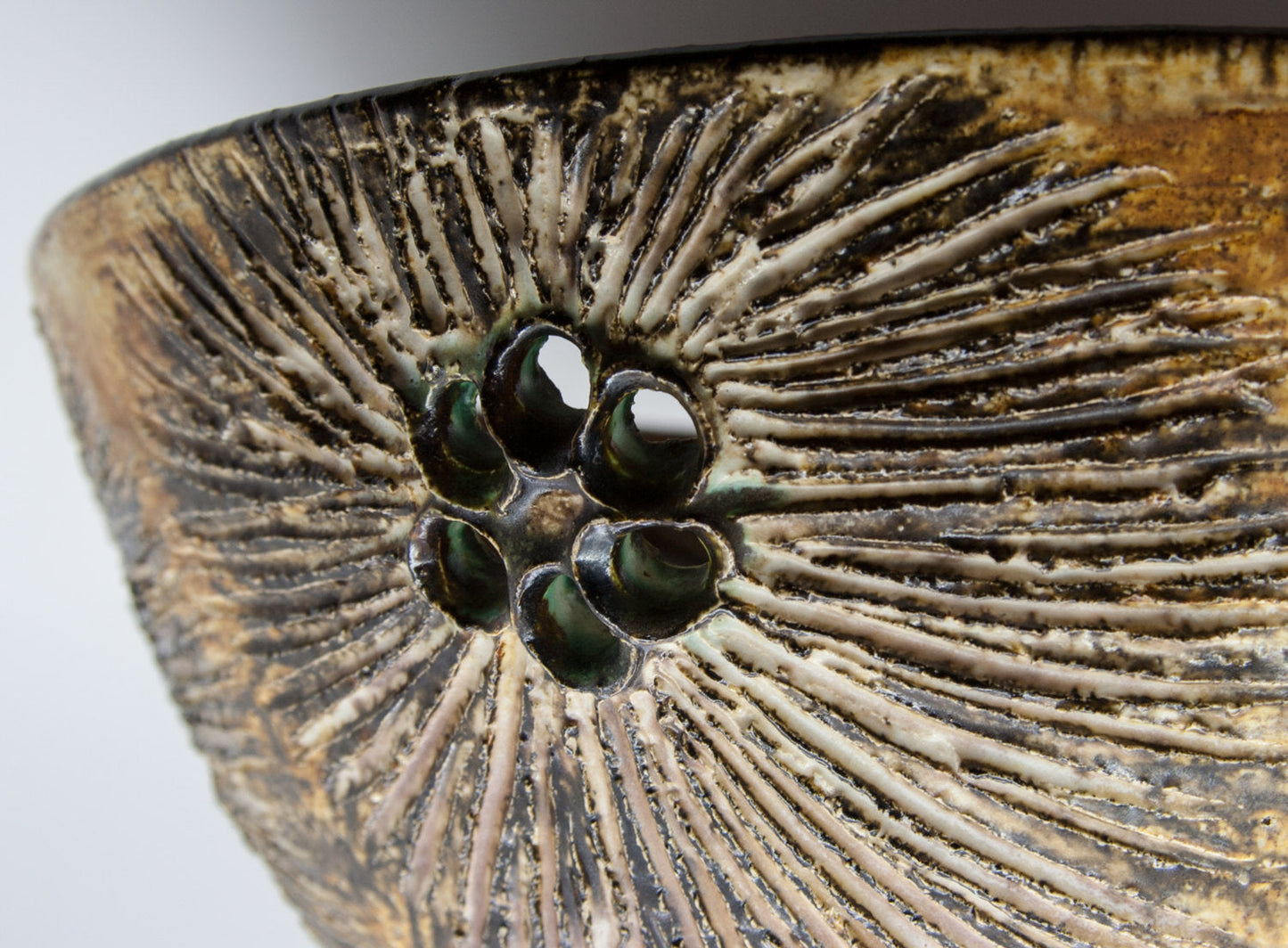 JETTE HELLERØE Large Abstract Sunflower Decorated Ceramic Bowl Mollaris.com