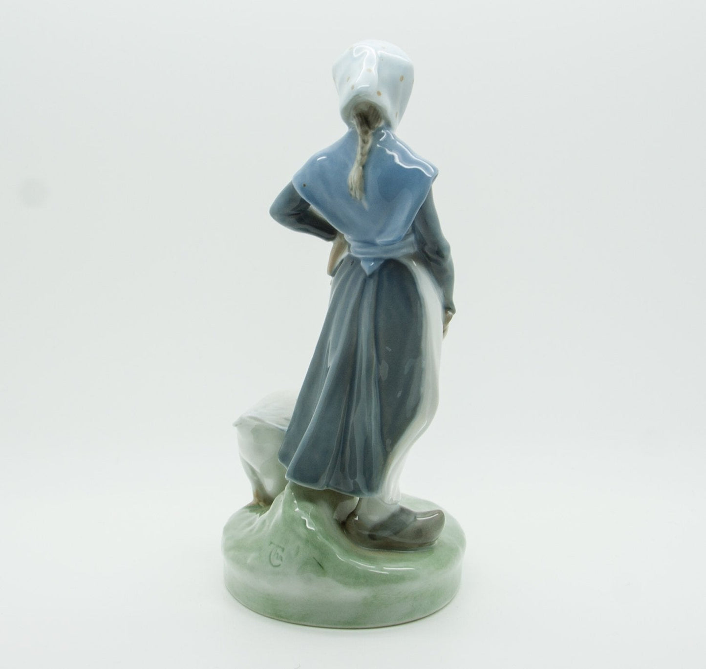 Royal Copenhagen CHRISTIAN THOMSEN Decorated Porcelain GIRL WITH GOOSE Figurine # 528 Mollaris.com