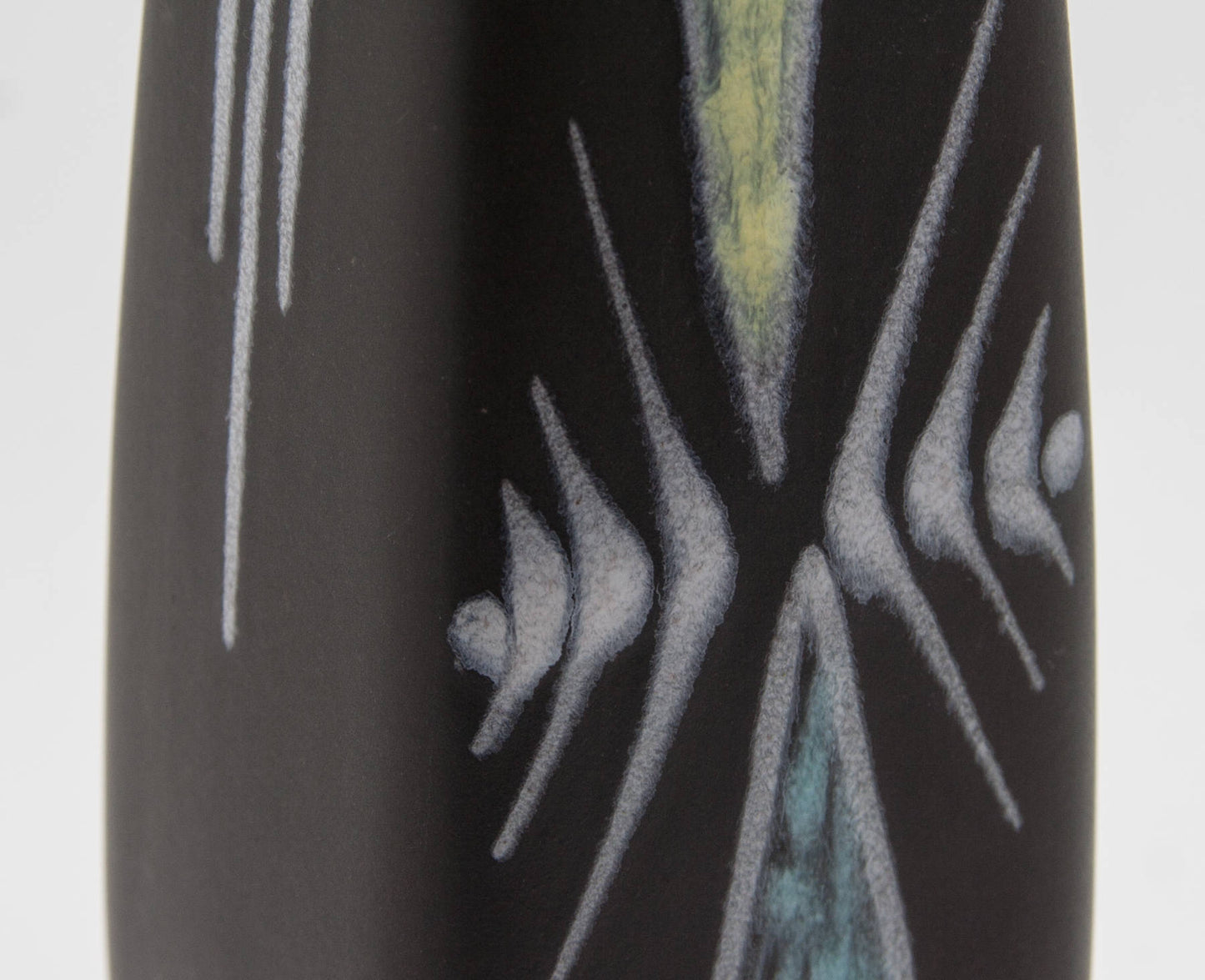 SØHOLM BURGUNDIA Geometric Pattern Decorated Ceramic Vase Mollaris.com