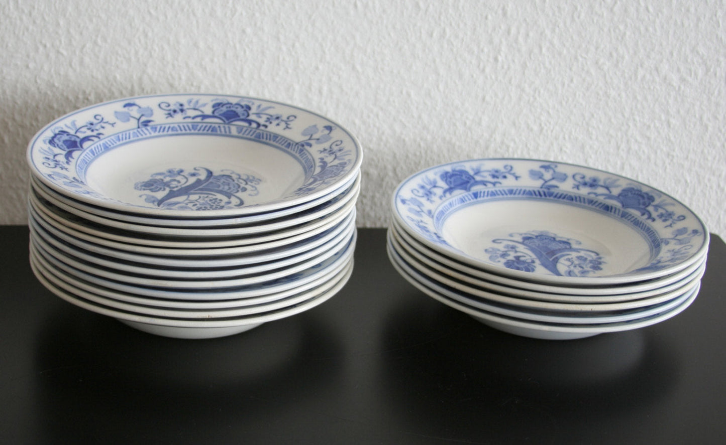 6 x VILLEROY & BOCH Decor 673 Blue Decorated Faiance Soup Dishes Mollaris.com 
