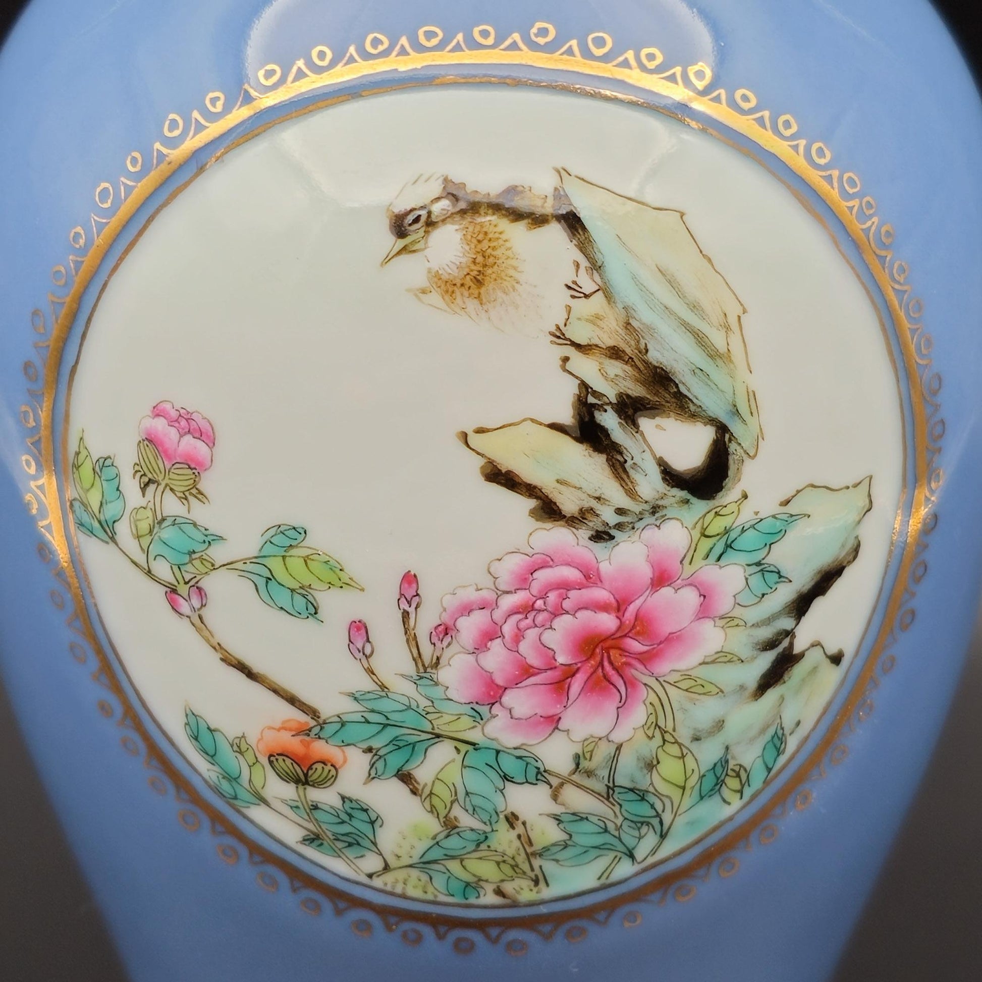 A Mirrored Pair of Chinese Famille Rose Lavender Blue-Ground 'Medallion' Vases, Republic Period Mollaris.com 