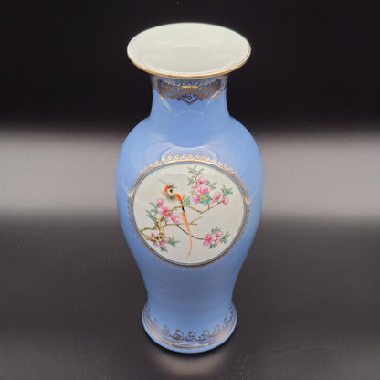 A Mirrored Pair of Chinese Famille Rose Lavender Blue-Ground 'Medallion' Vases, Republic Period Mollaris.com 