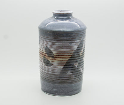 BIRTE VEDEL HOWARD White Grey Glazed Ribbed Stoneware Vase Mollaris.com 