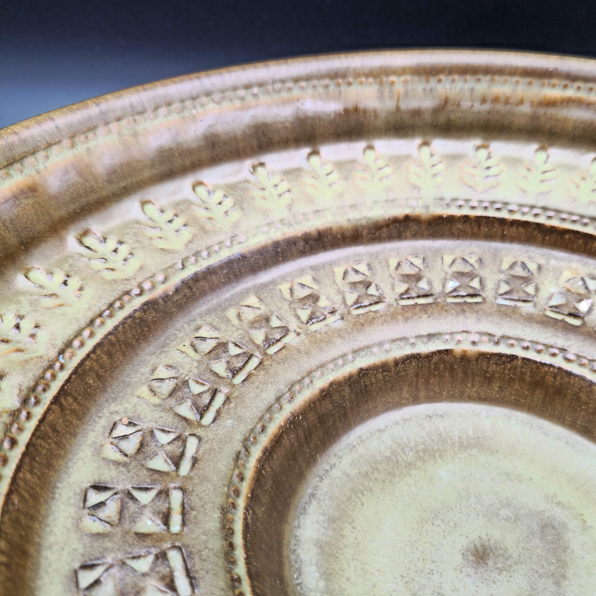 Bitossi ALDO LONDI Large ZINGO Pattern Olive Green Ceramic Bowl Mollaris.com 