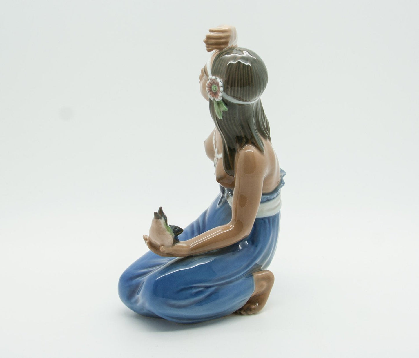 DAHL JENSEN Decorated Porcelain Hawaiian Girl Figurine # 1268 Mollaris.com 
