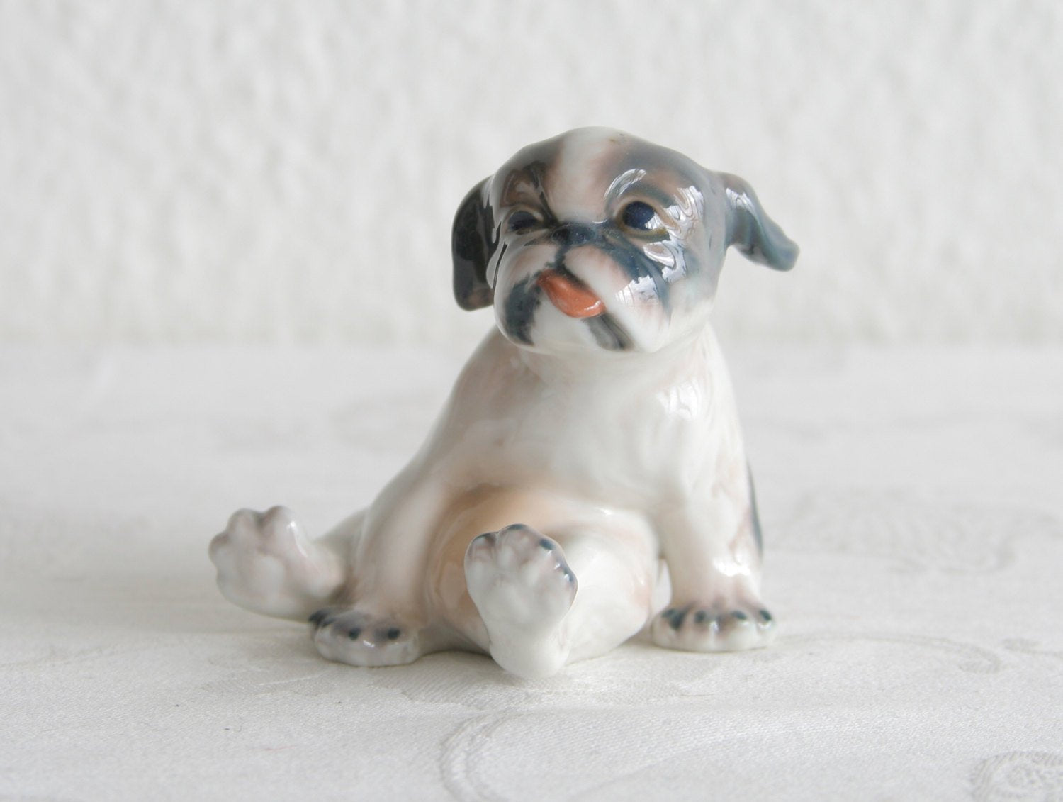 DAHL JENSEN Decorated Porcelain Pekingese Puppy Figurine # 1134 Mollaris.com 