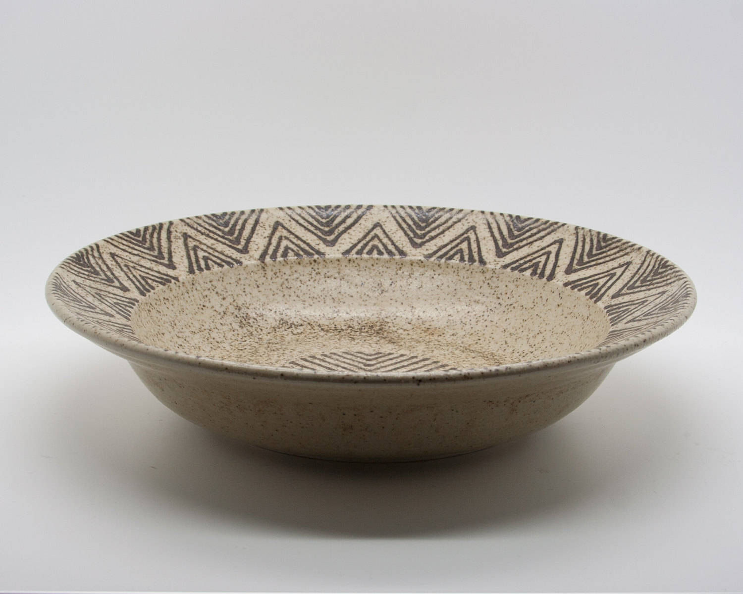 DANIEL POST Large Geometric Decorated Stoneware Bowl Mollaris.com 