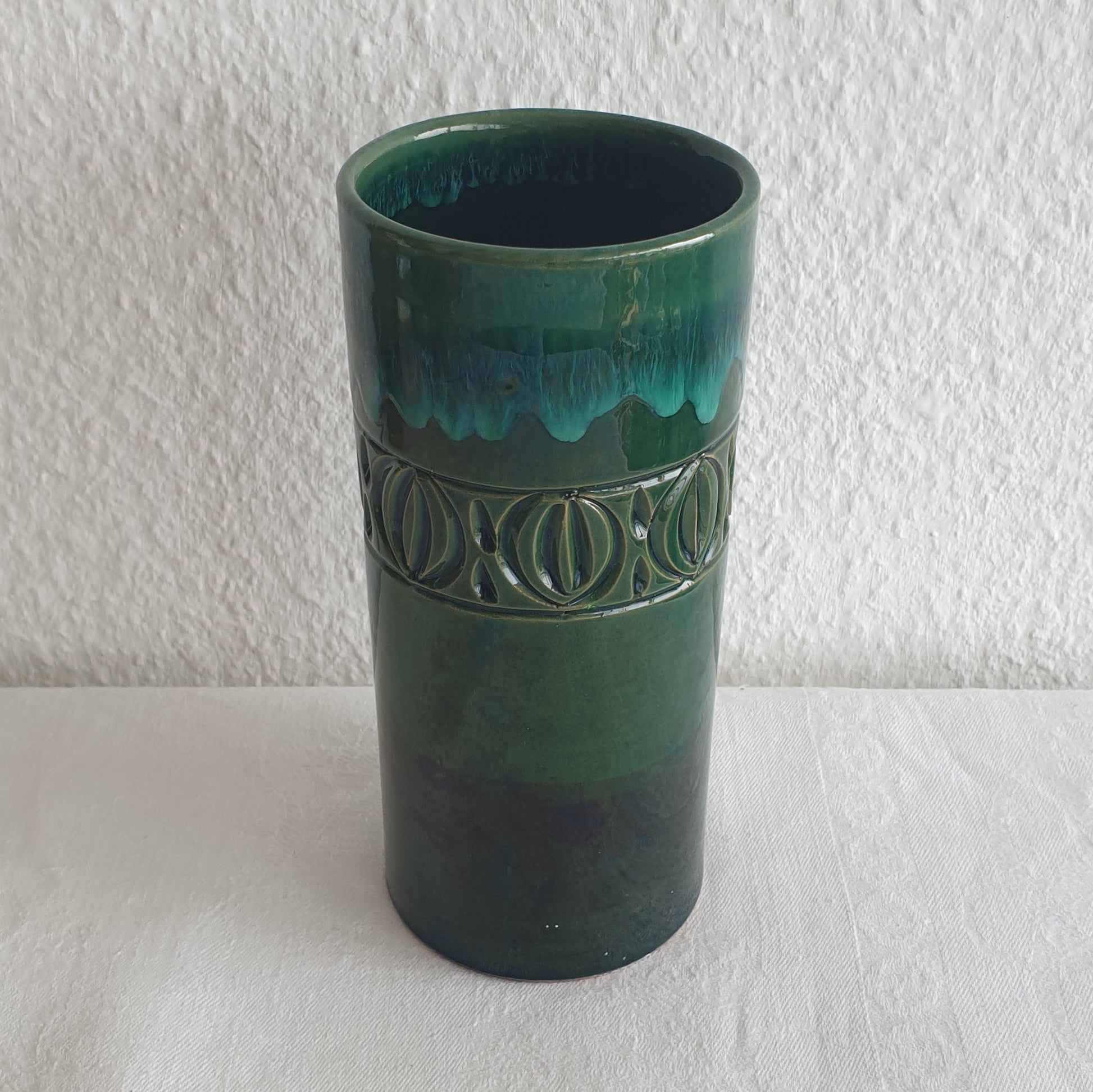 FRATELLI FANCIULLACCI Light Dark Green Drip Glaze Sgrafitto Decorated Ceramic Vase Mollaris.com 