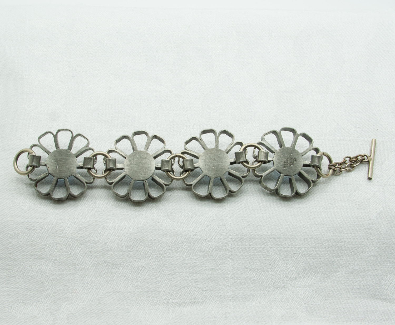 KEA Modernist Abstract Flower Cabochon Pewter Bracelet Mollaris.com 